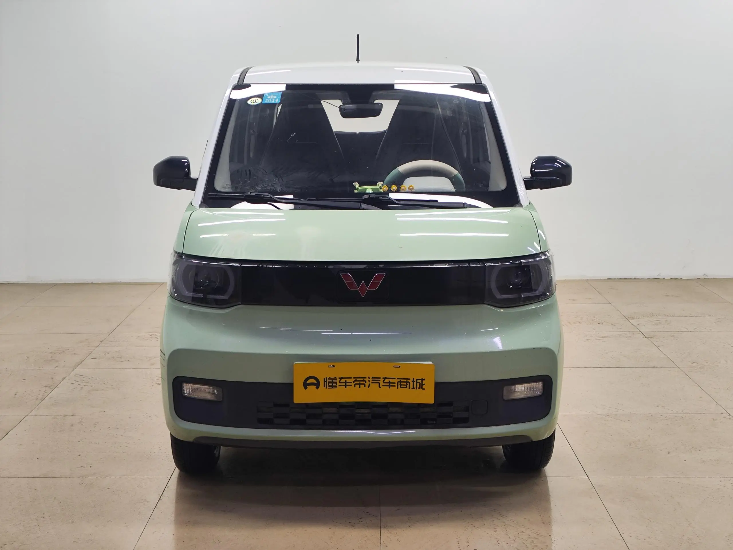 Wuling Hongguang MINIEV  из Китая