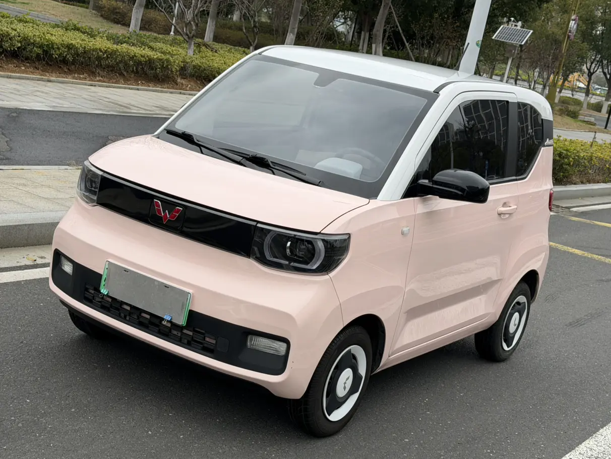Wuling Hongguang MINIEV  из Китая