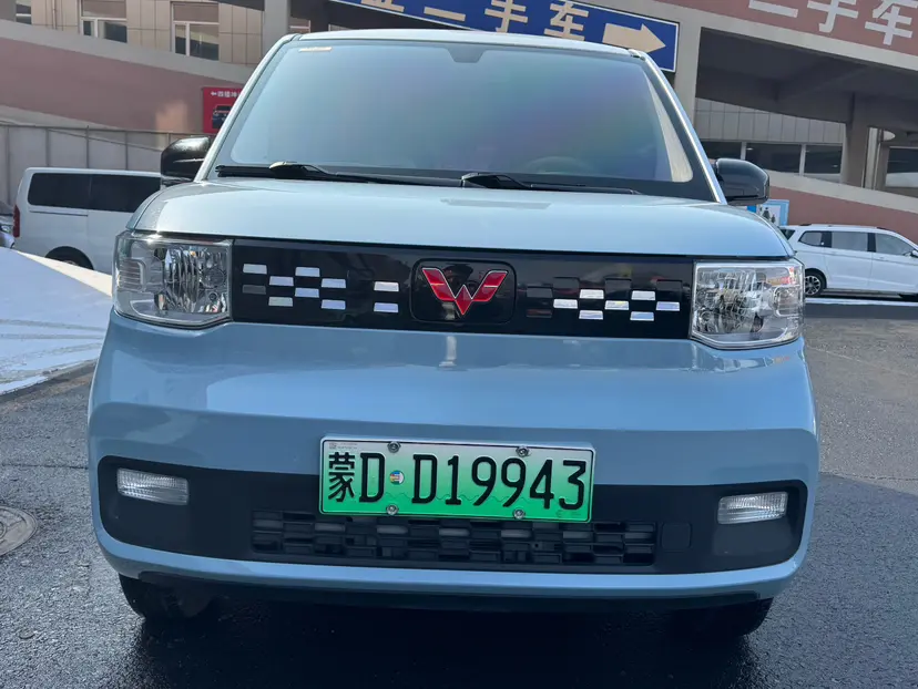 Wuling Hongguang MINIEV  из Китая