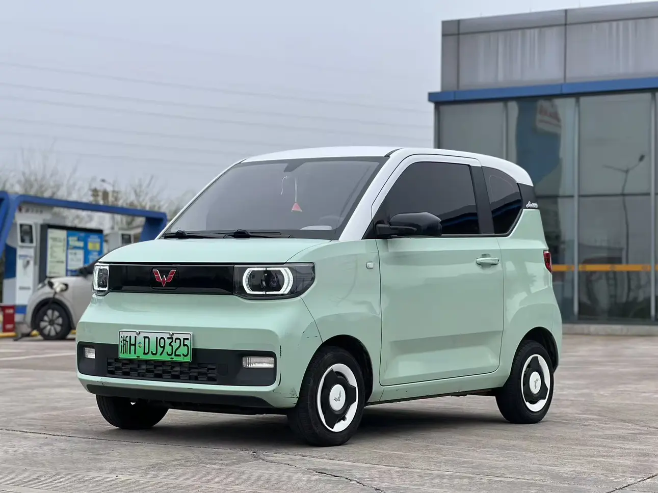 Wuling Hongguang MINIEV  из Китая