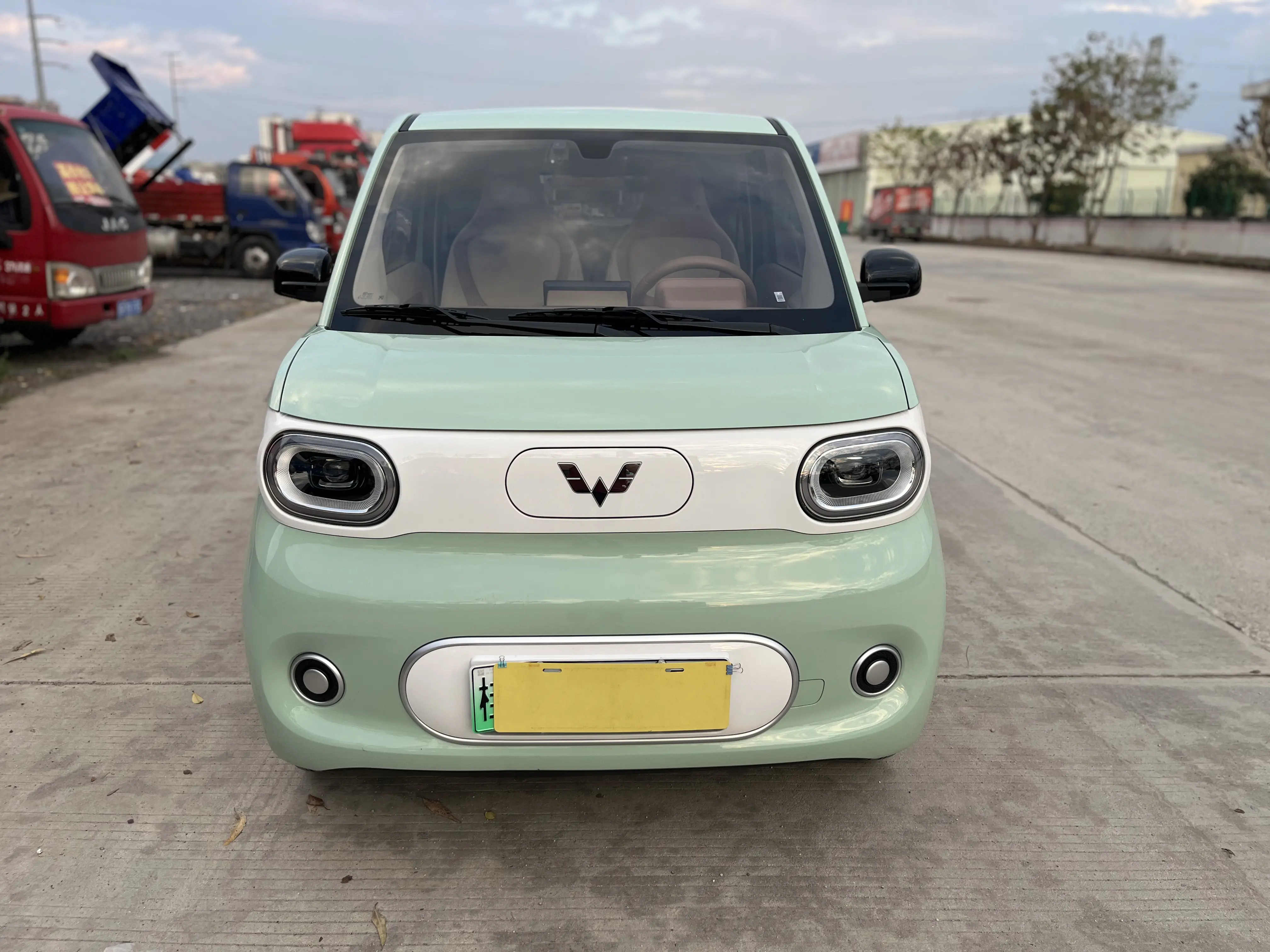 Wuling Hongguang MINIEV  из Китая
