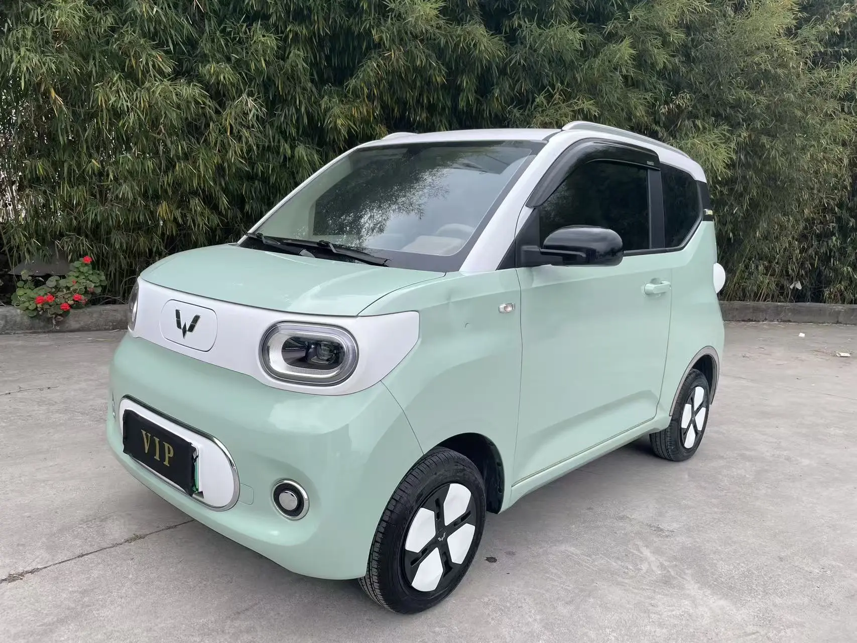 Wuling Hongguang MINIEV  из Китая
