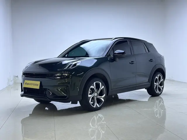 Lynk & Co 06