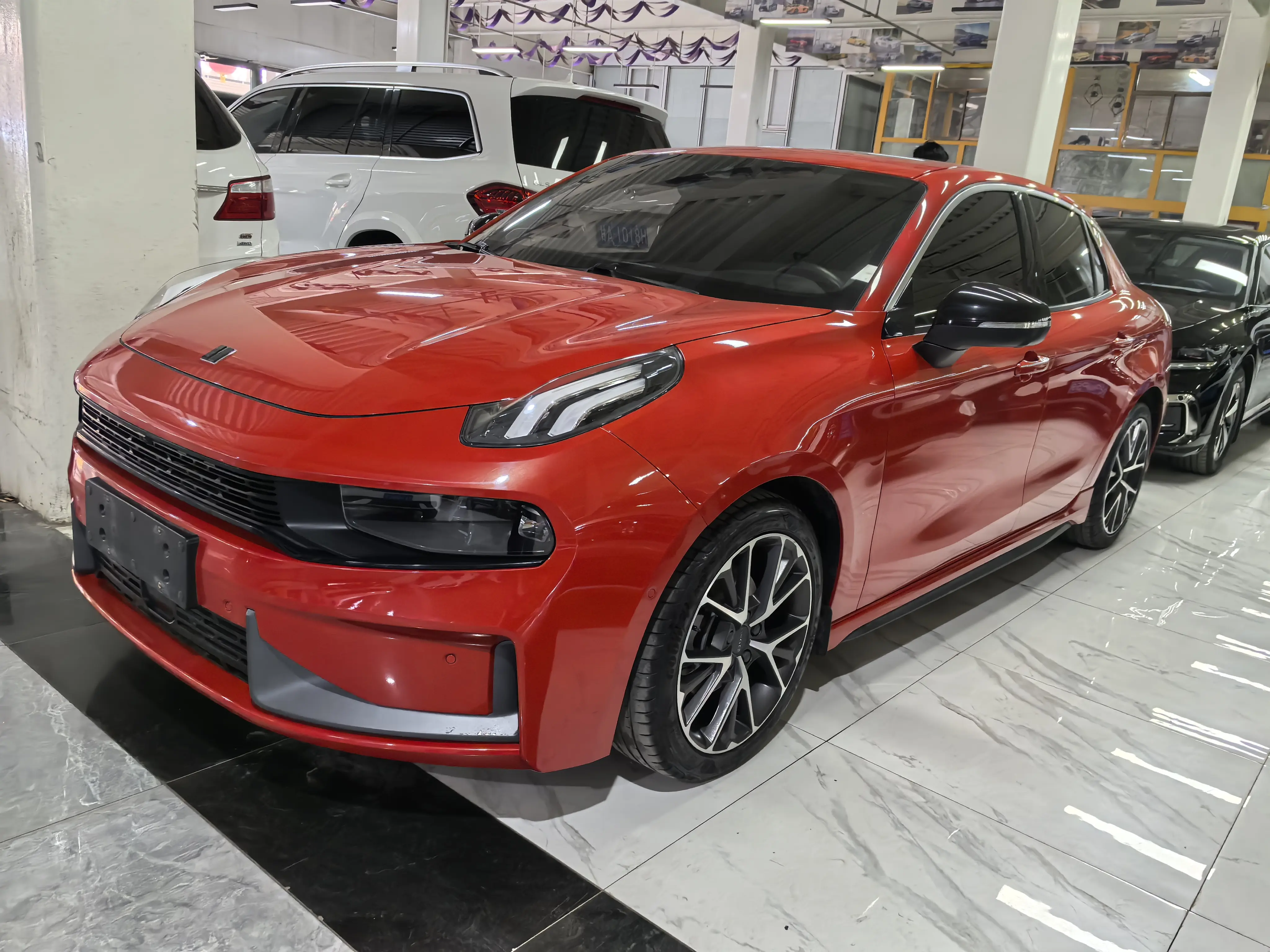 Lynk & Co 03