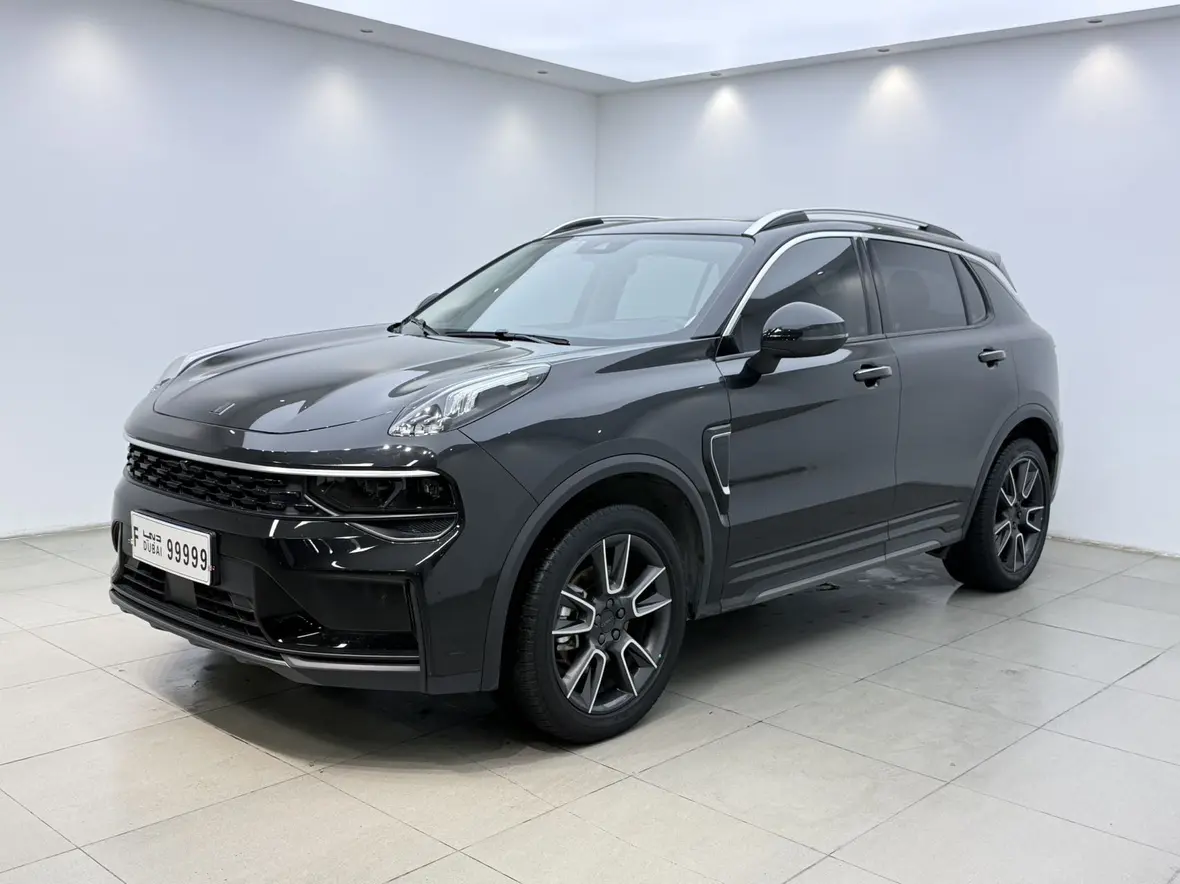 Lynk & Co 01