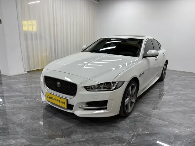 Jaguar XE