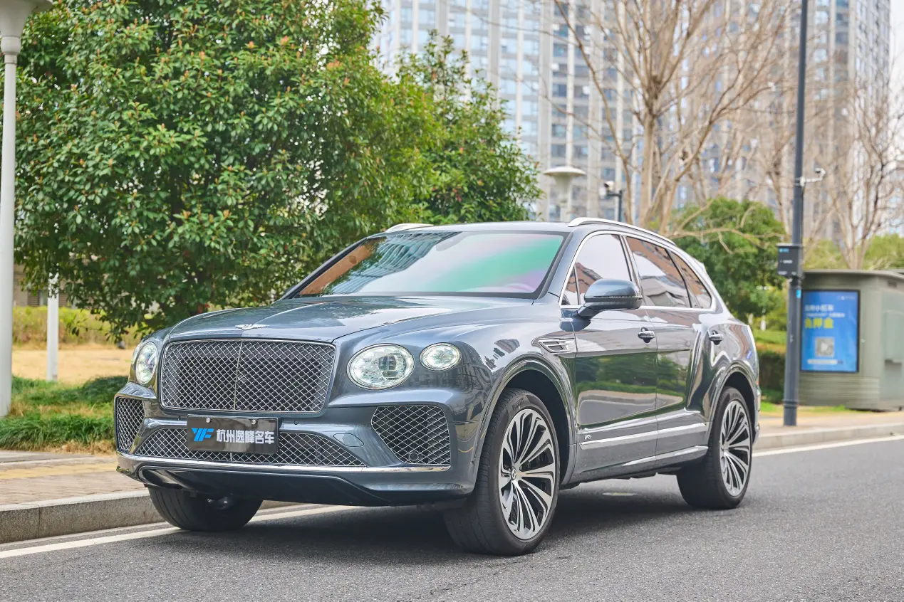 Bentley Bentayga  из Китая