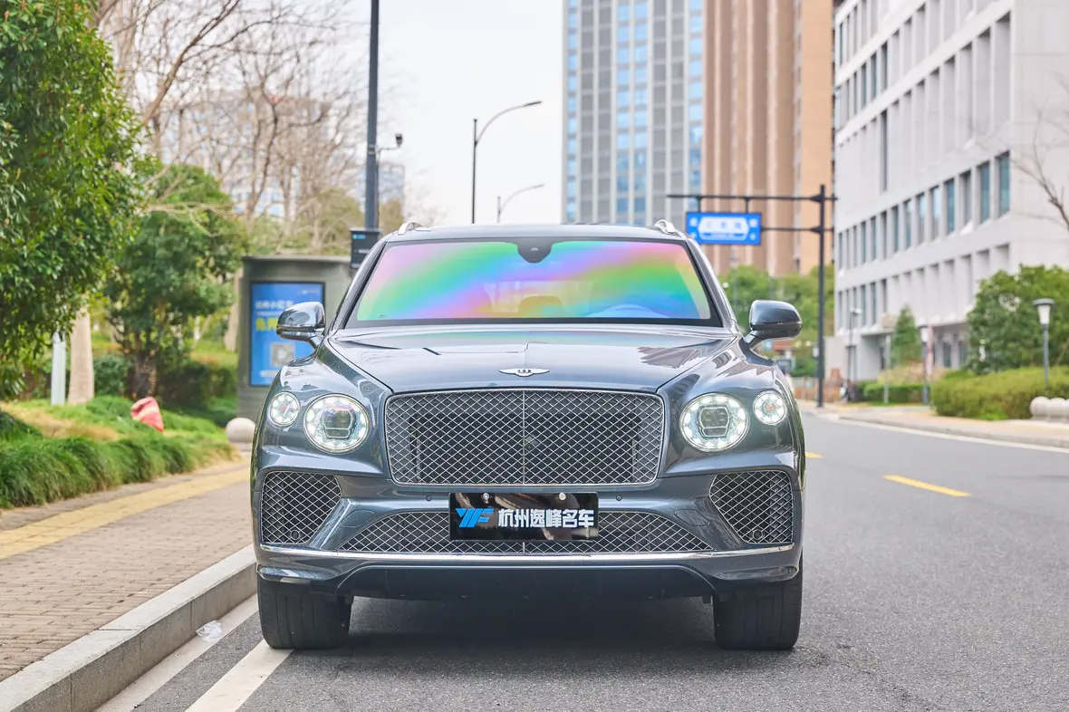 Bentley Bentayga  из Китая