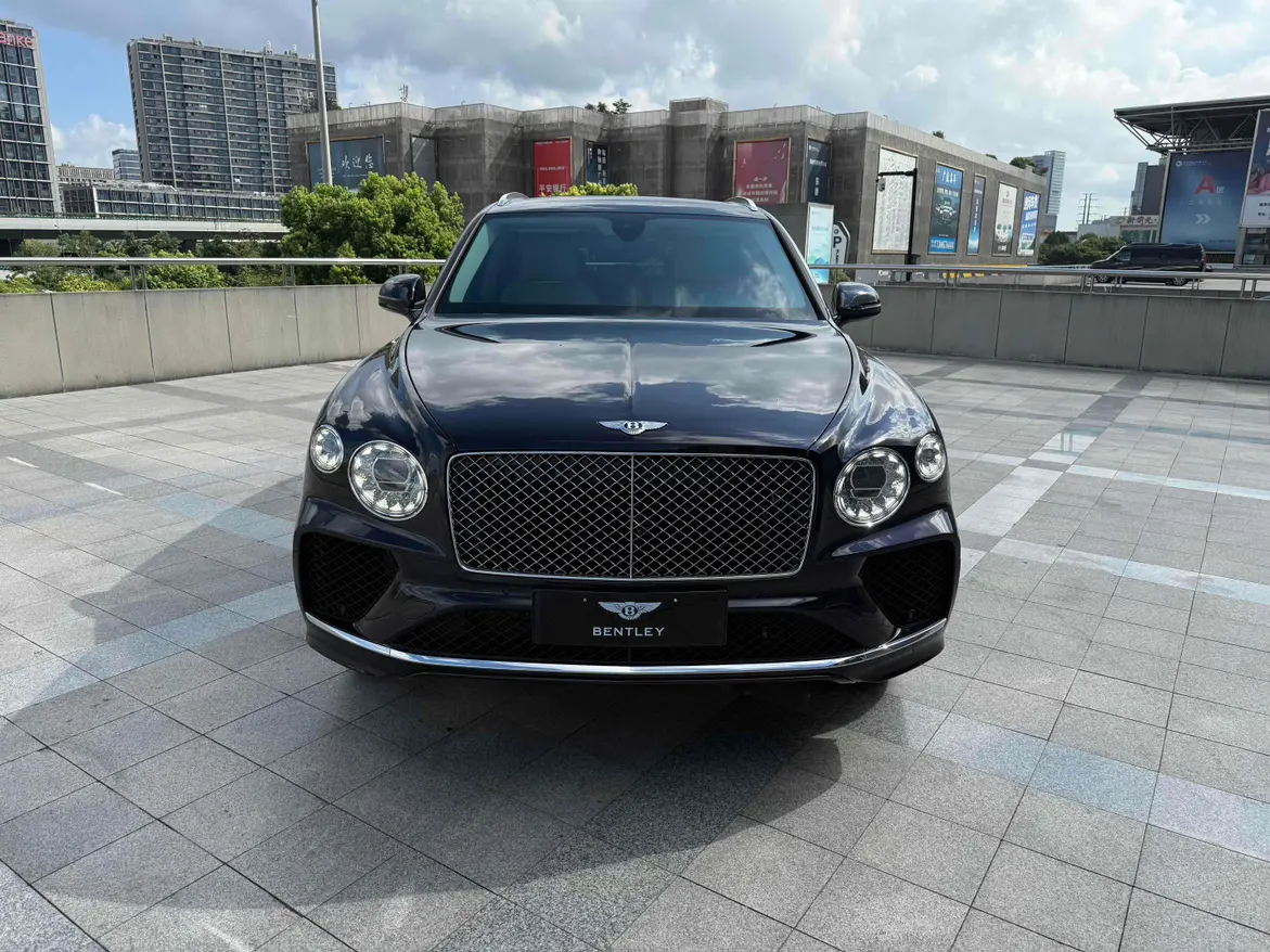 Bentley Bentayga  из Китая