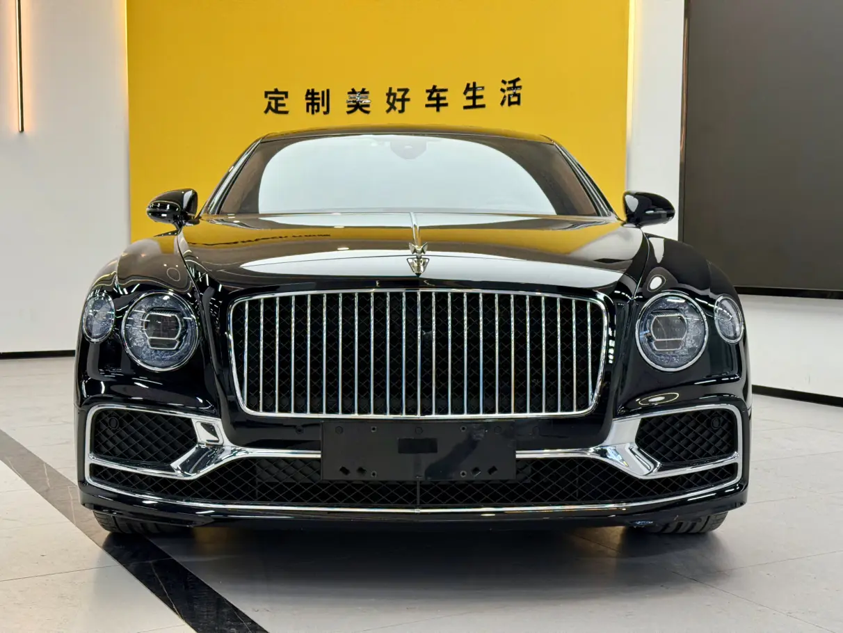 Bentley Flying Spur PHEV  из Китая