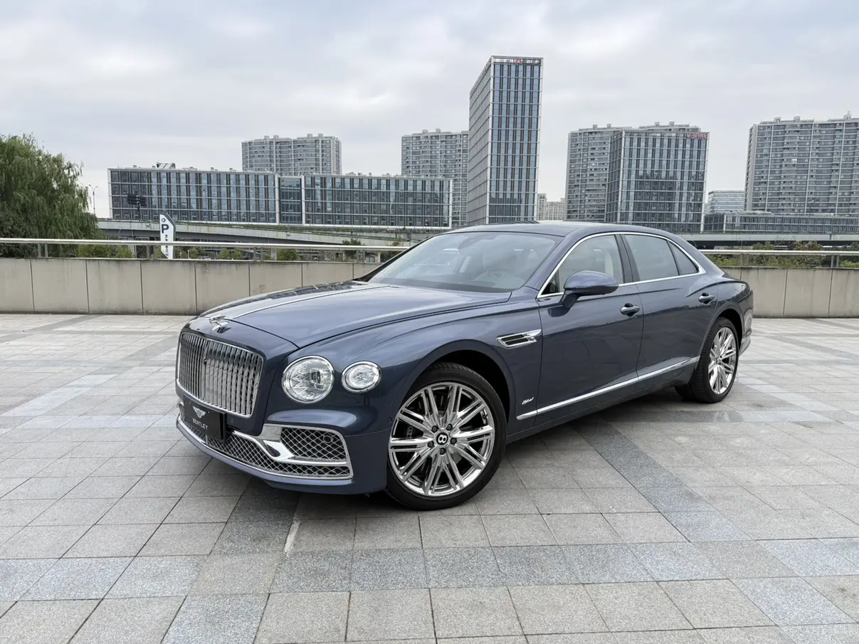 Bentley Flying Spur PHEV  из Китая