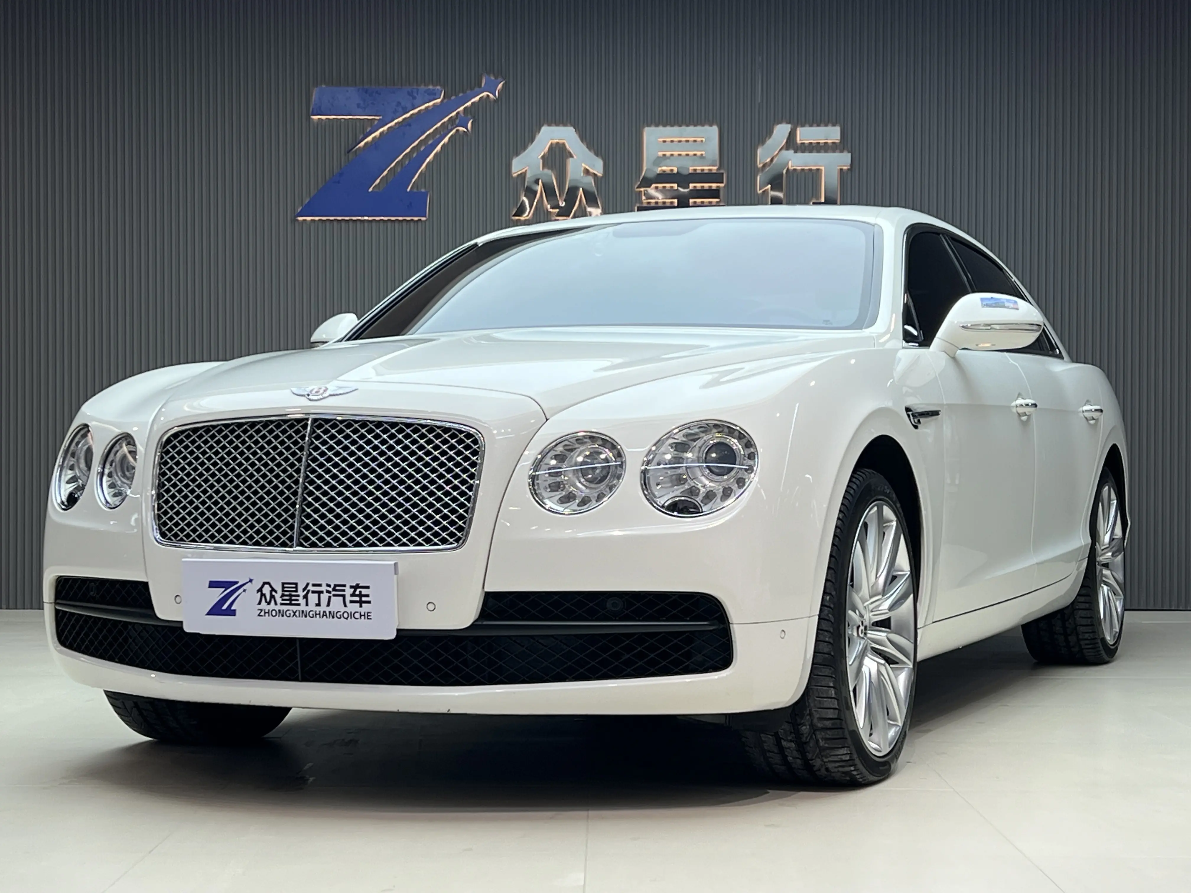 Bentley Galloping  из Китая