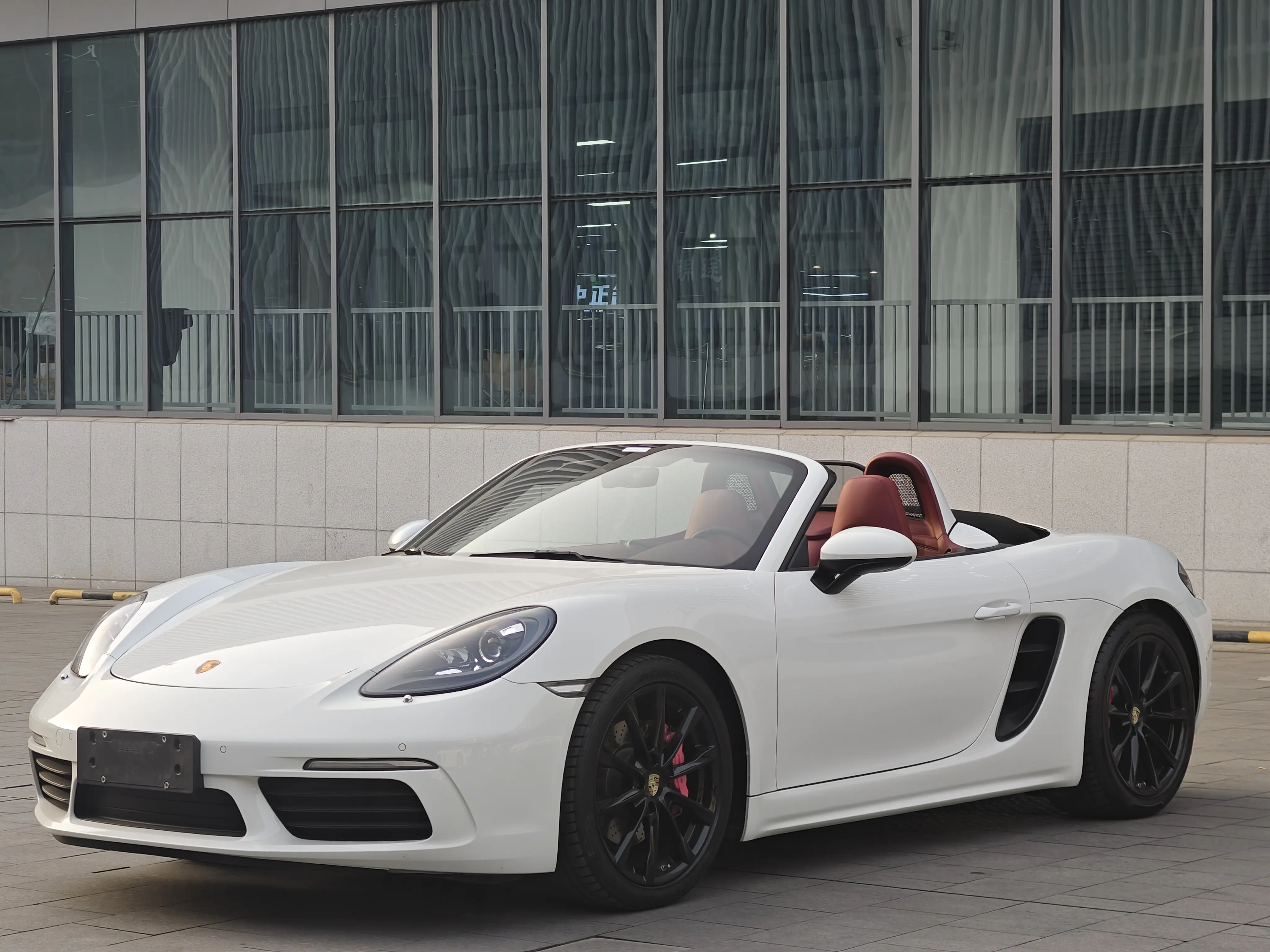 Porsche 718