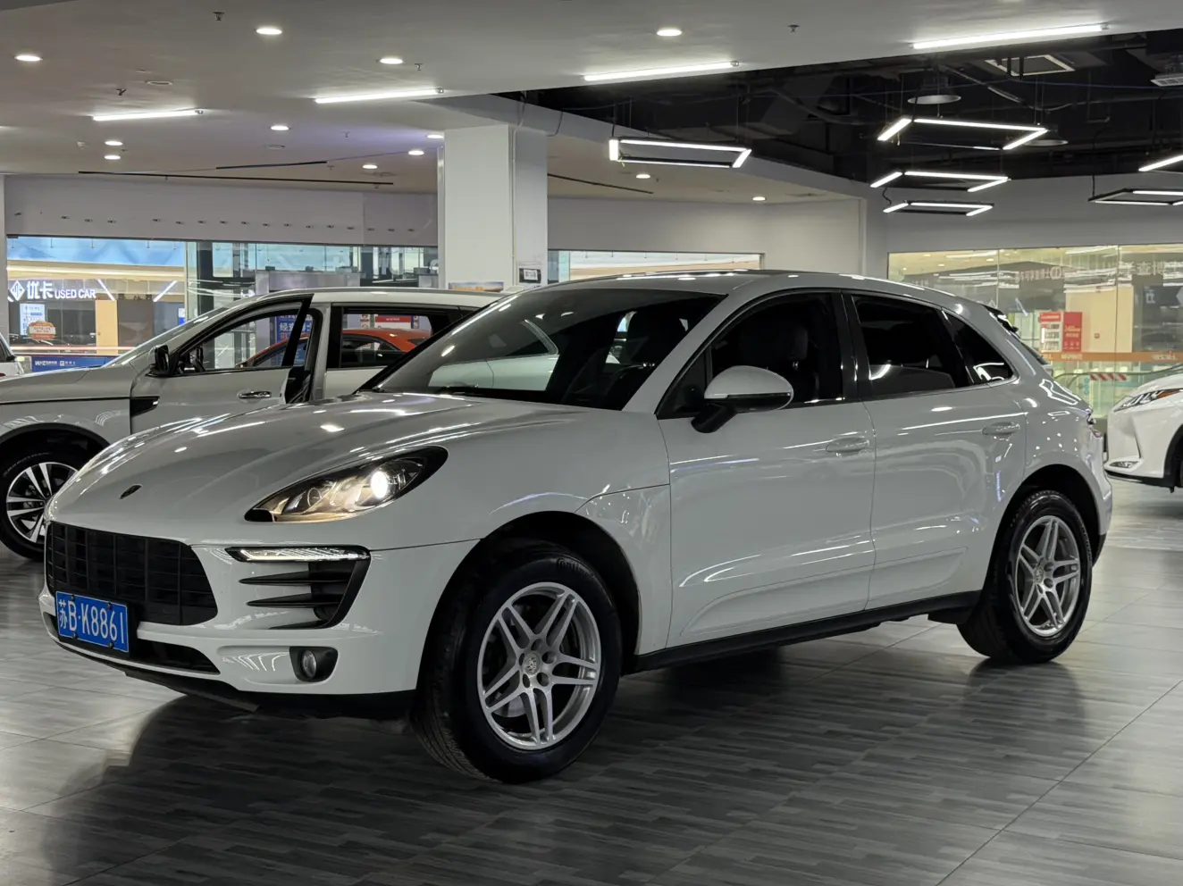 Porsche Macan