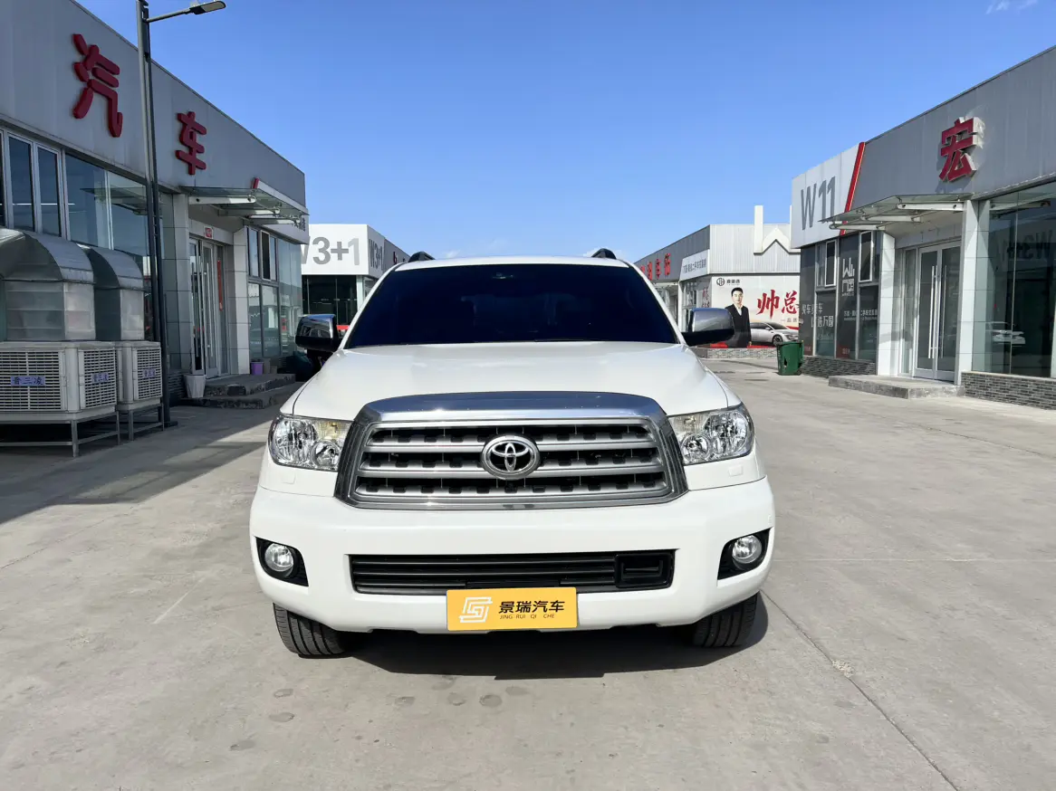 Toyota Sequoia  из Китая