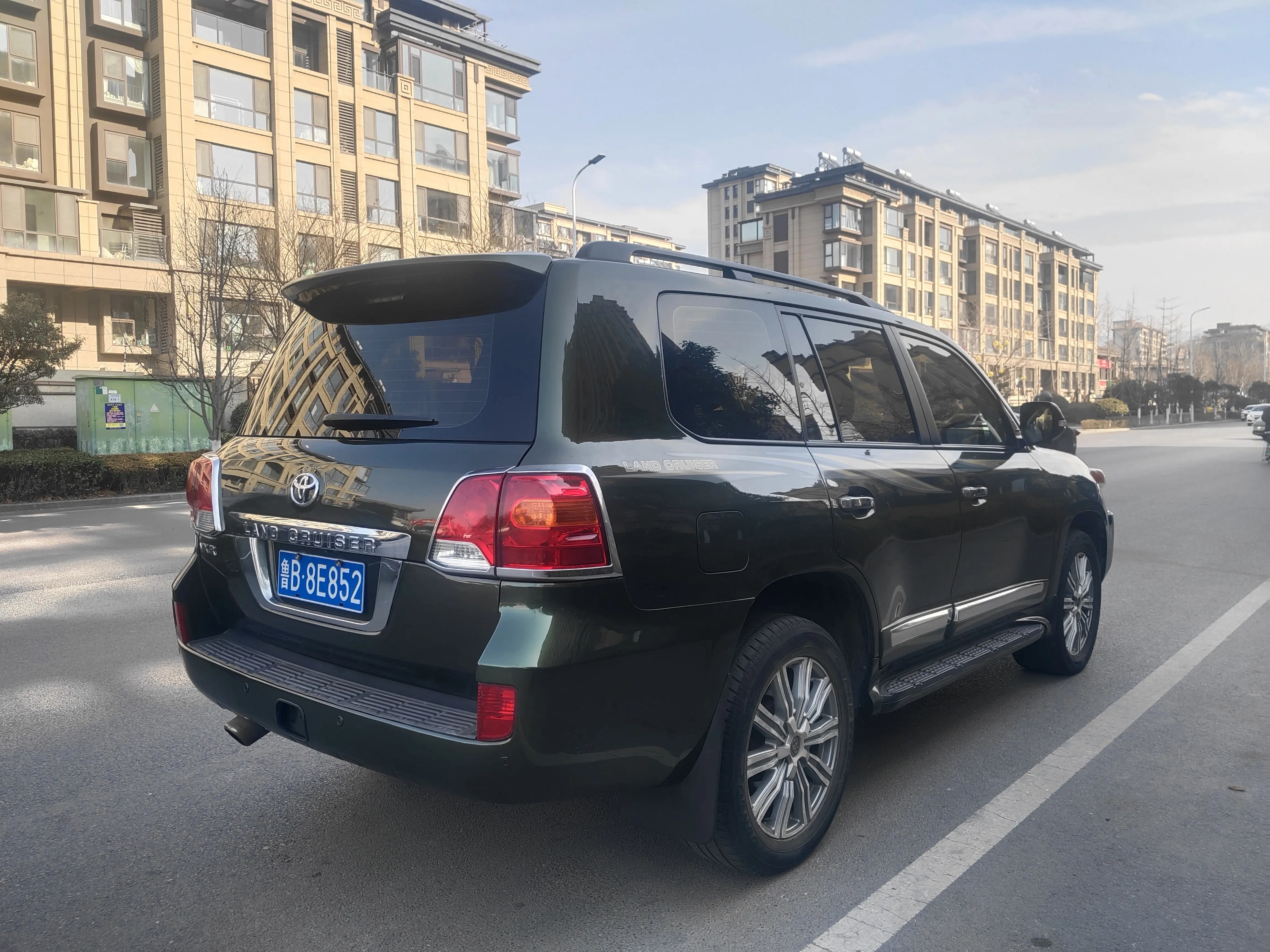 Toyota Land Cruiser