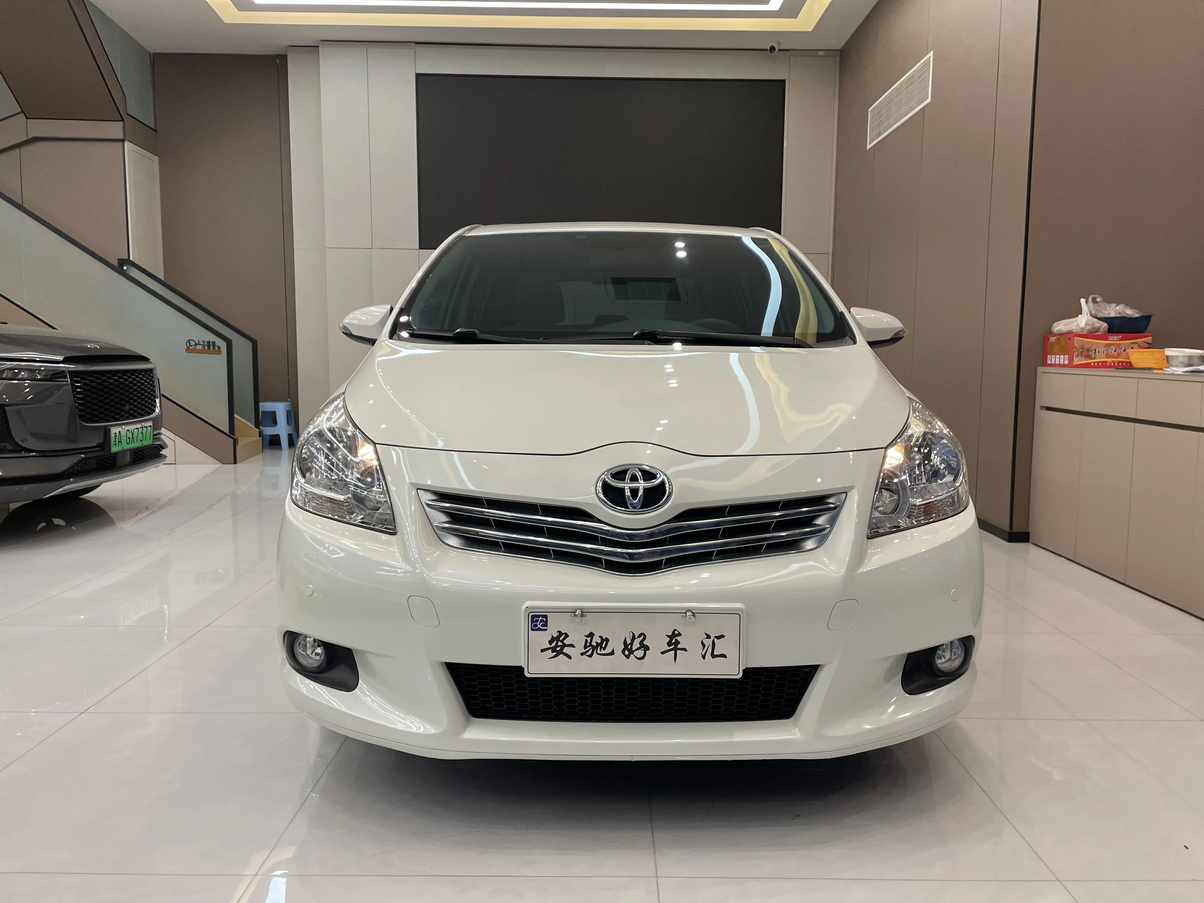 Toyota Verso / EZ  из Китая