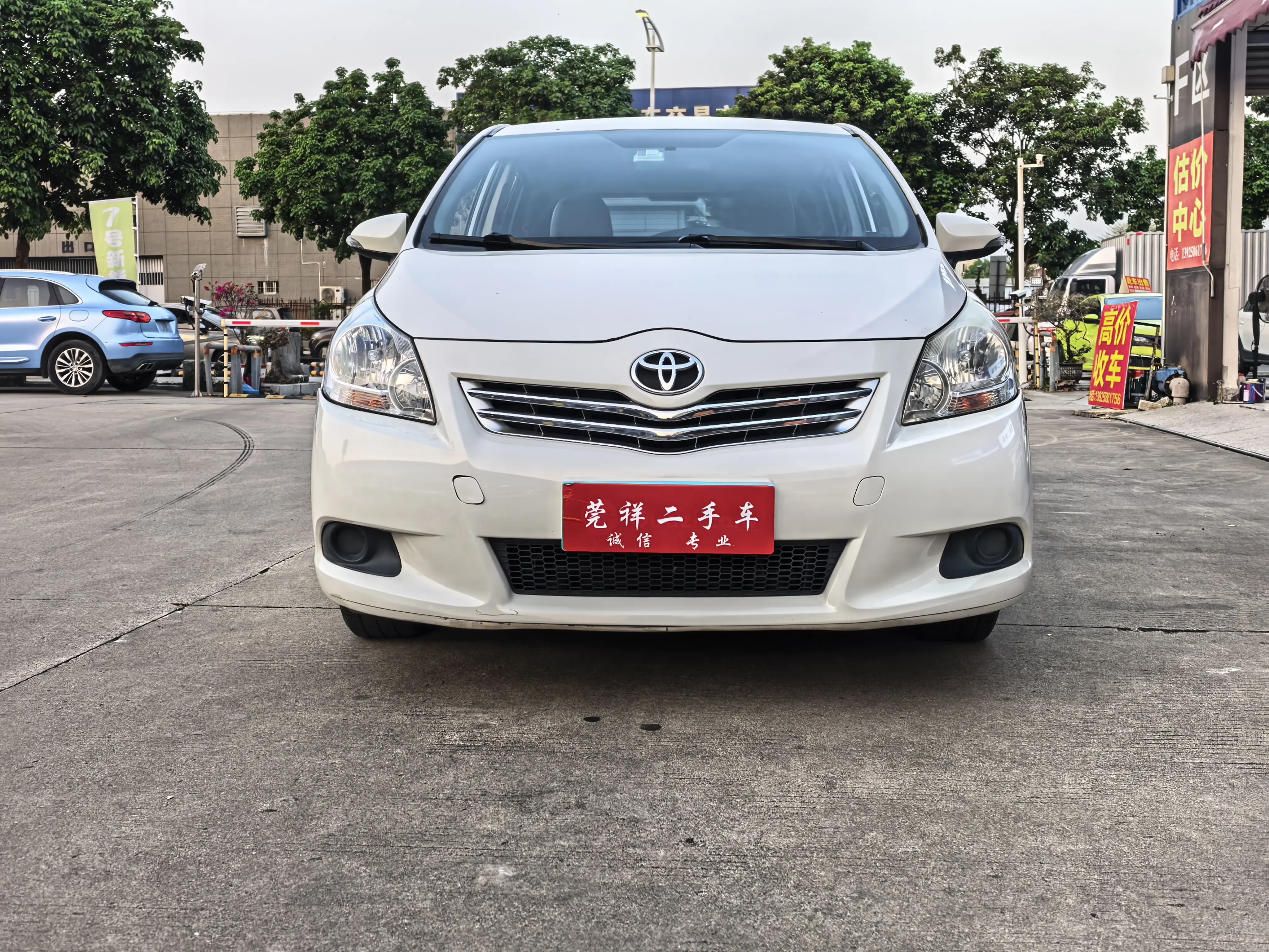 Toyota Verso / EZ  из Китая