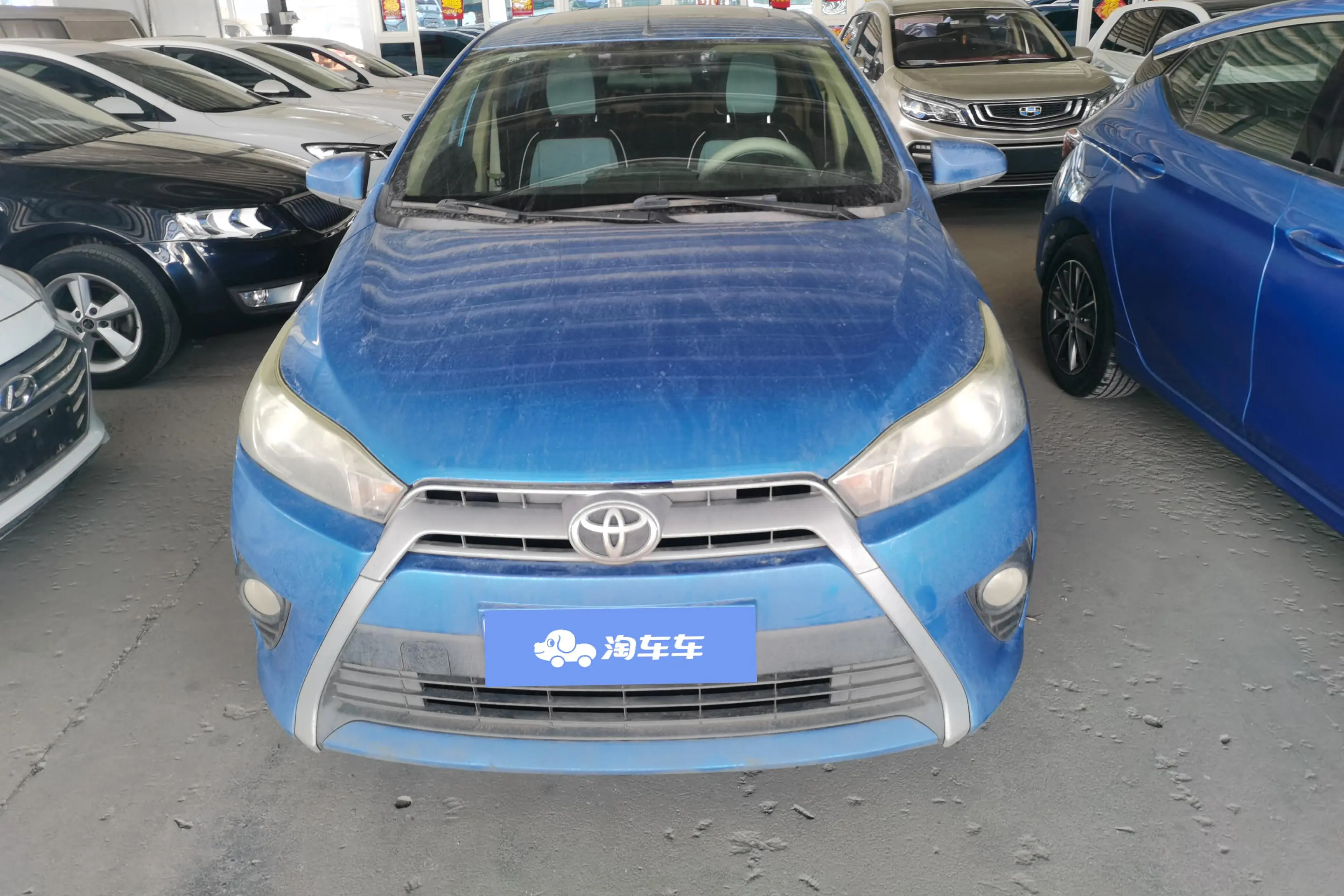 Toyota Yaris L  из Китая