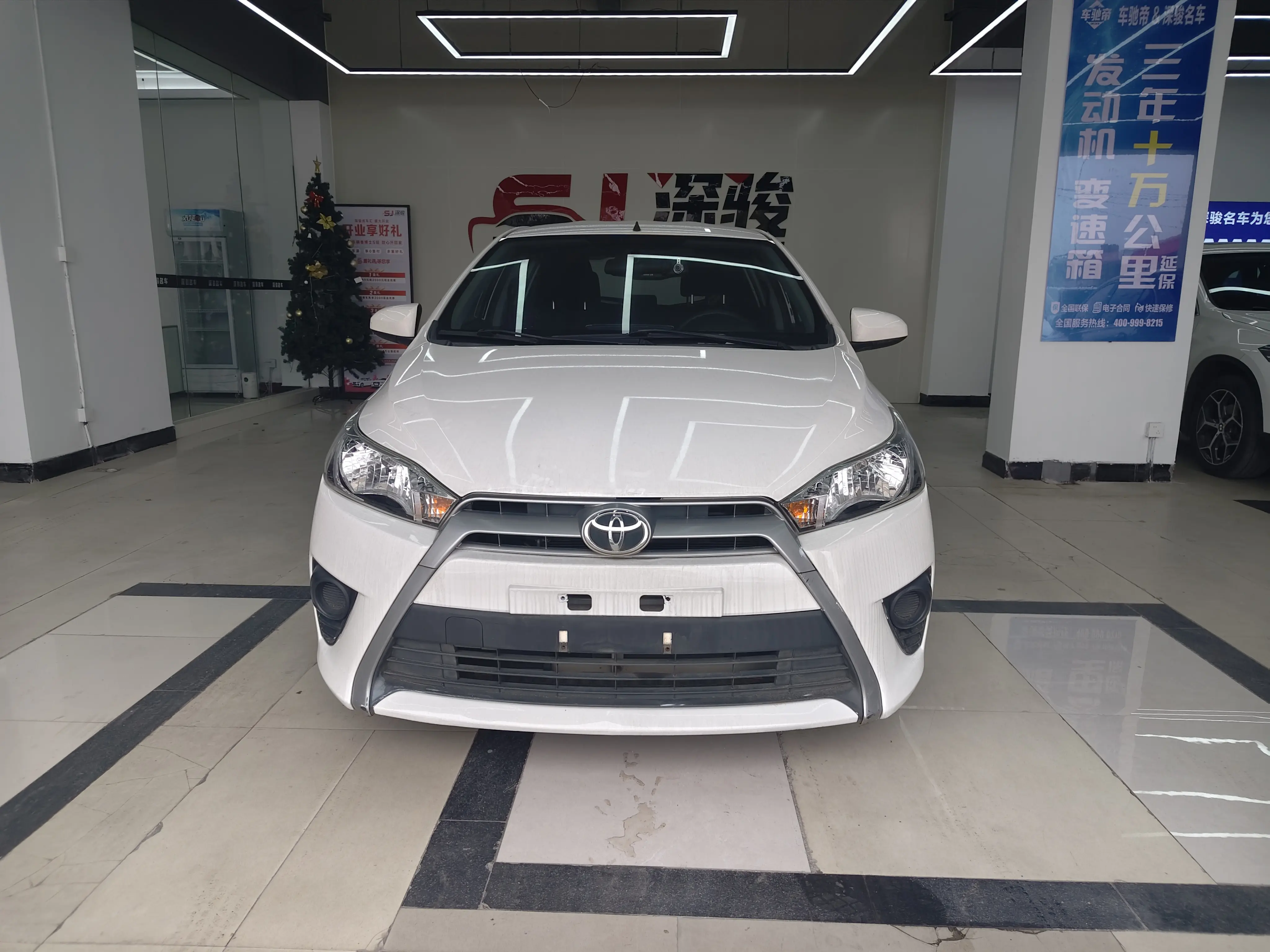 Toyota Yaris L  из Китая