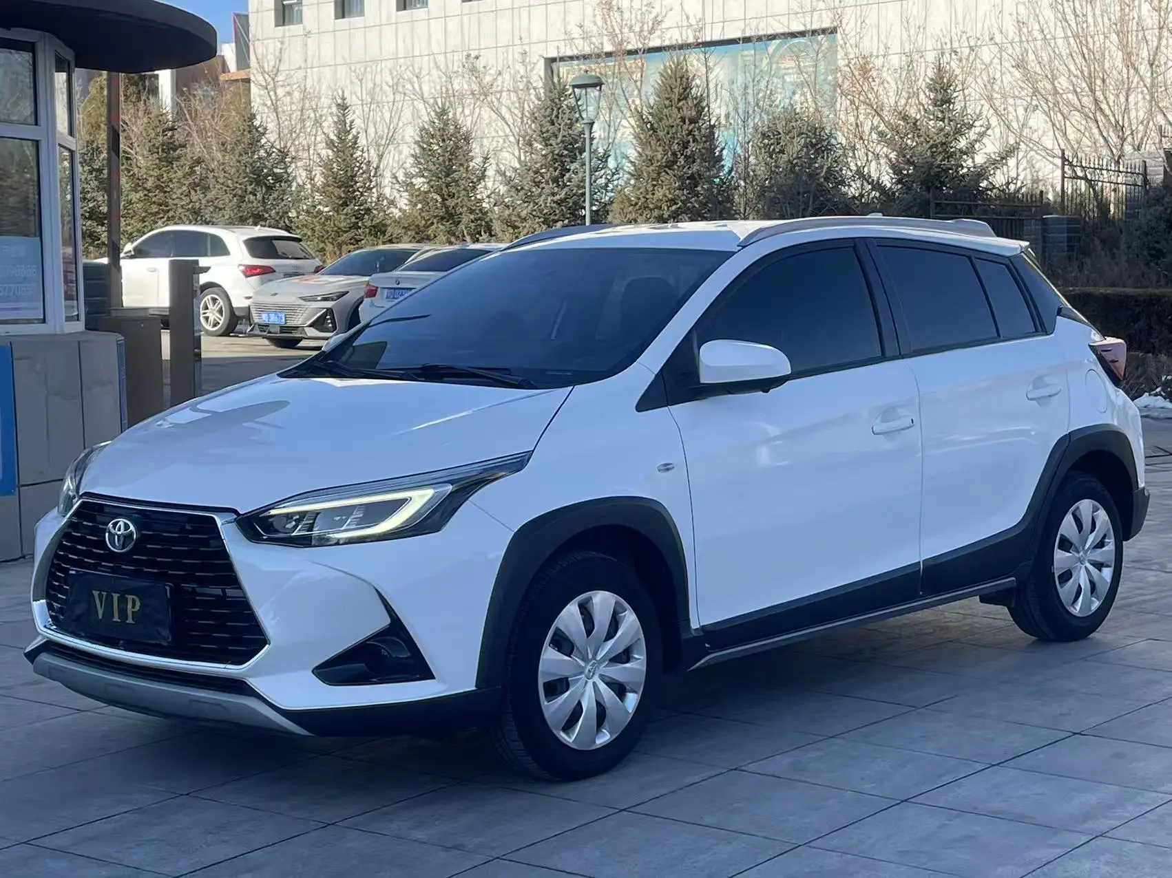 Toyota Yaris L  из Китая