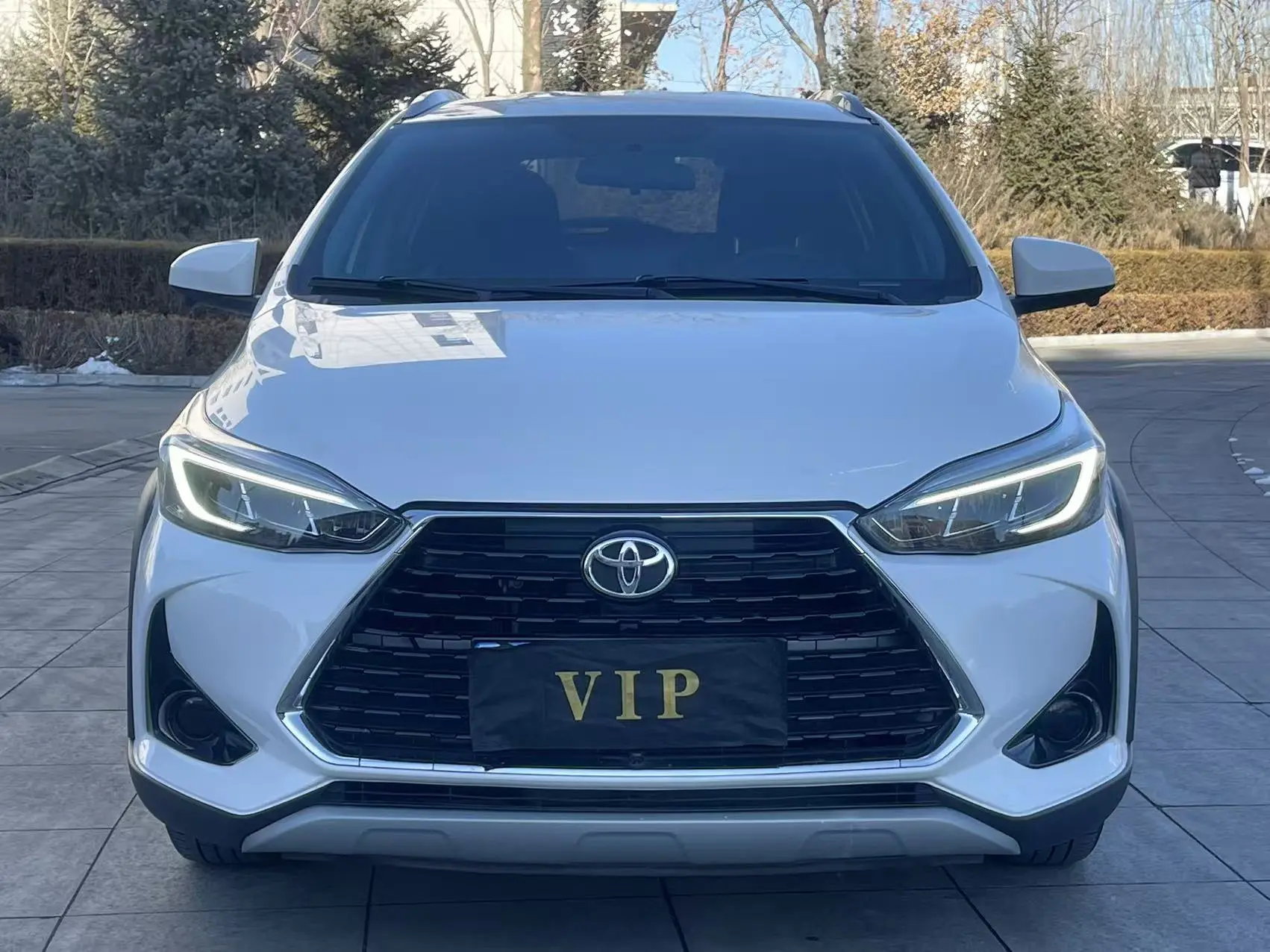 Toyota Yaris L  из Китая