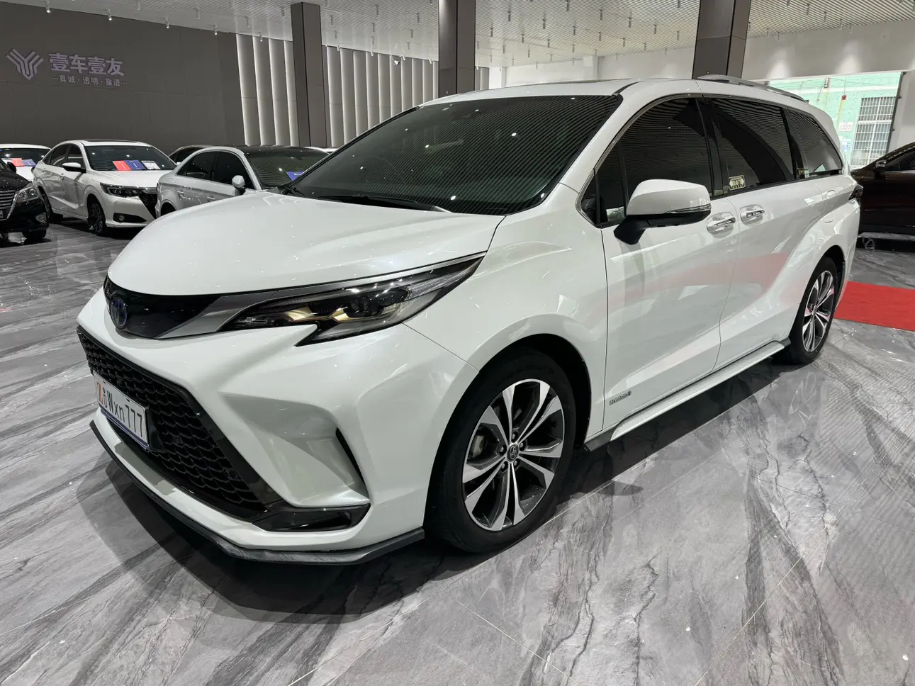 Toyota Granvia  из Китая