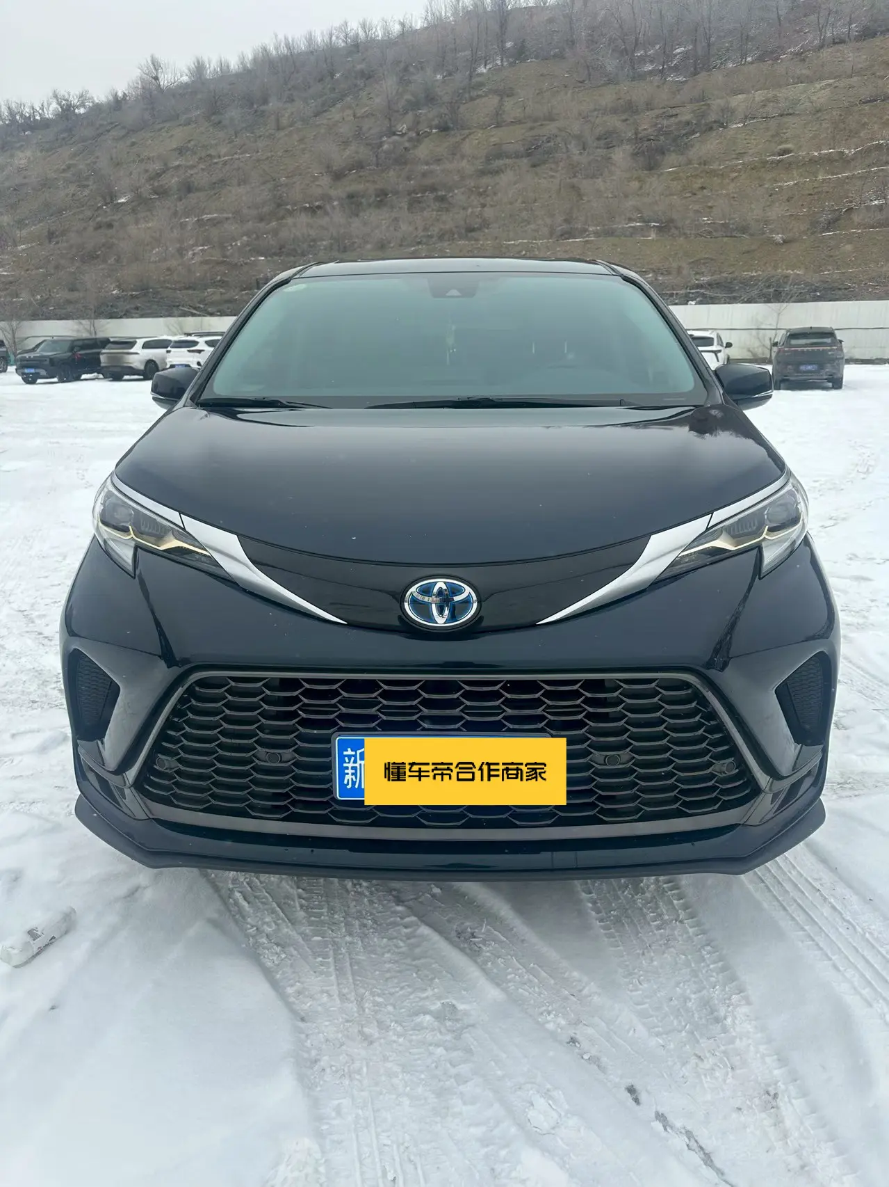 Toyota Granvia  из Китая