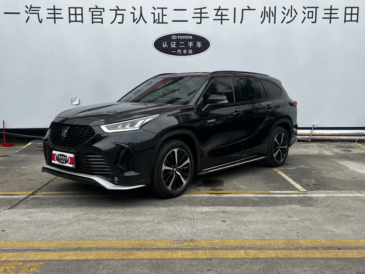 Toyota Crown Kluger