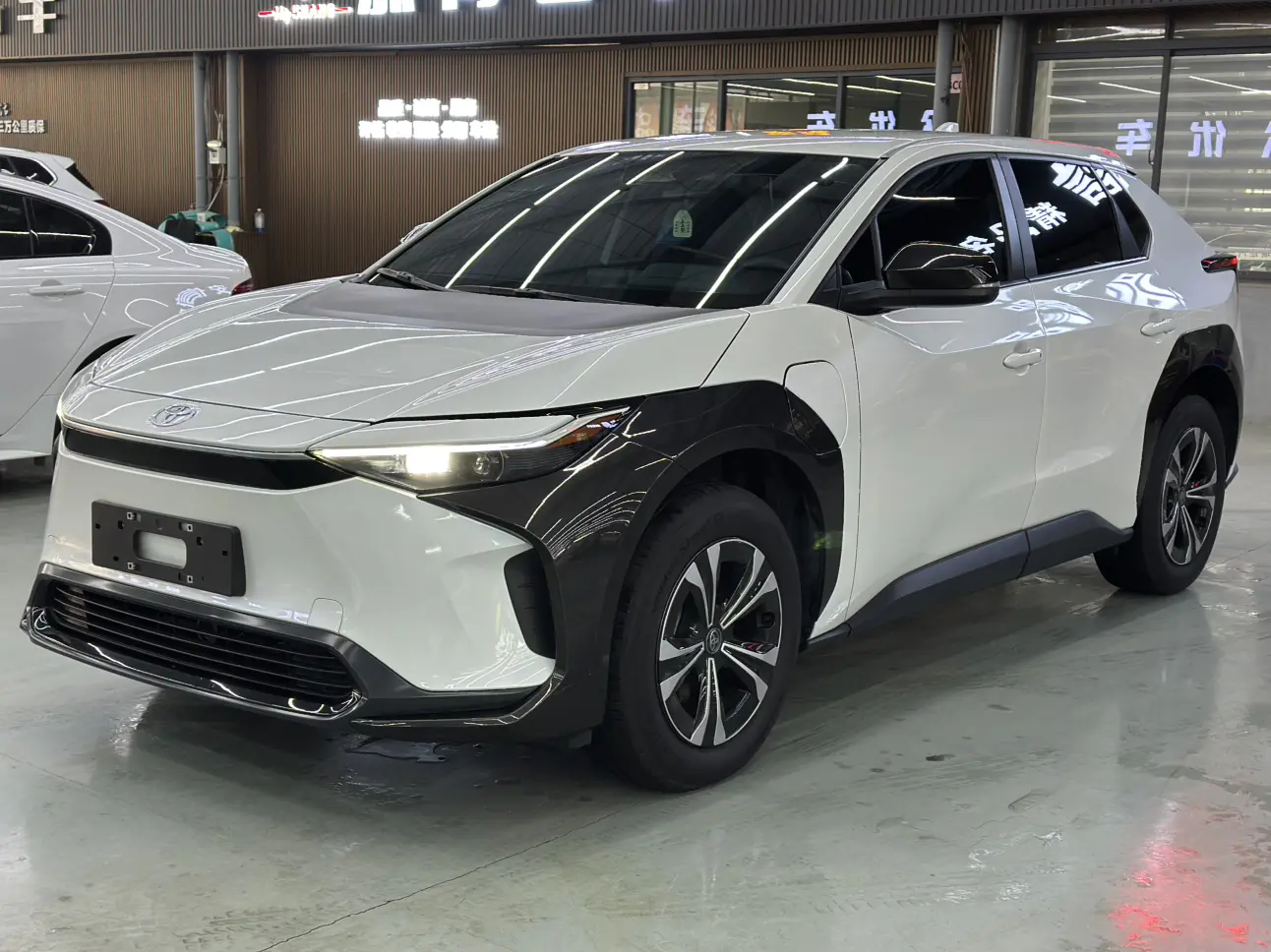 Toyota FAW  bZ4X  из Китая