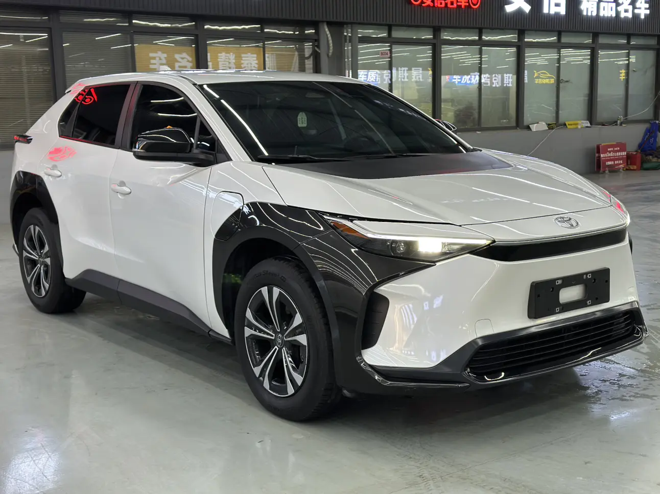 Toyota FAW  bZ4X  из Китая