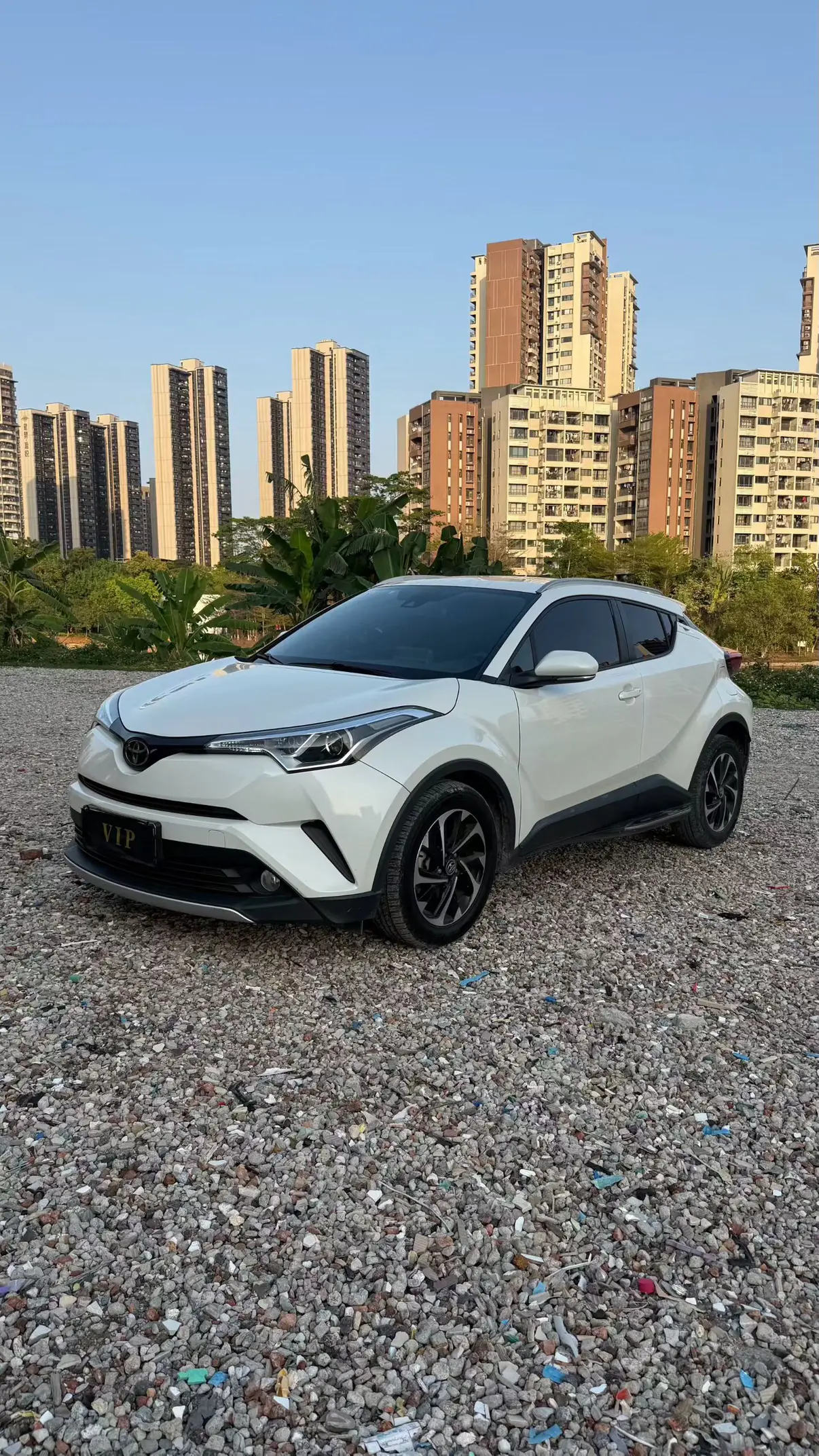 Toyota C-HR Hybrid (Yize IZOA)  из Китая