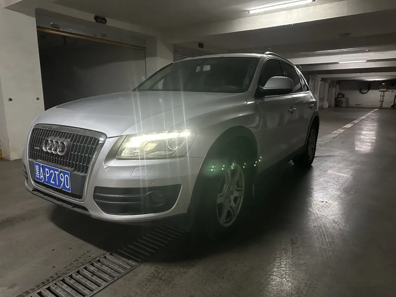 Audi Q5  из Китая