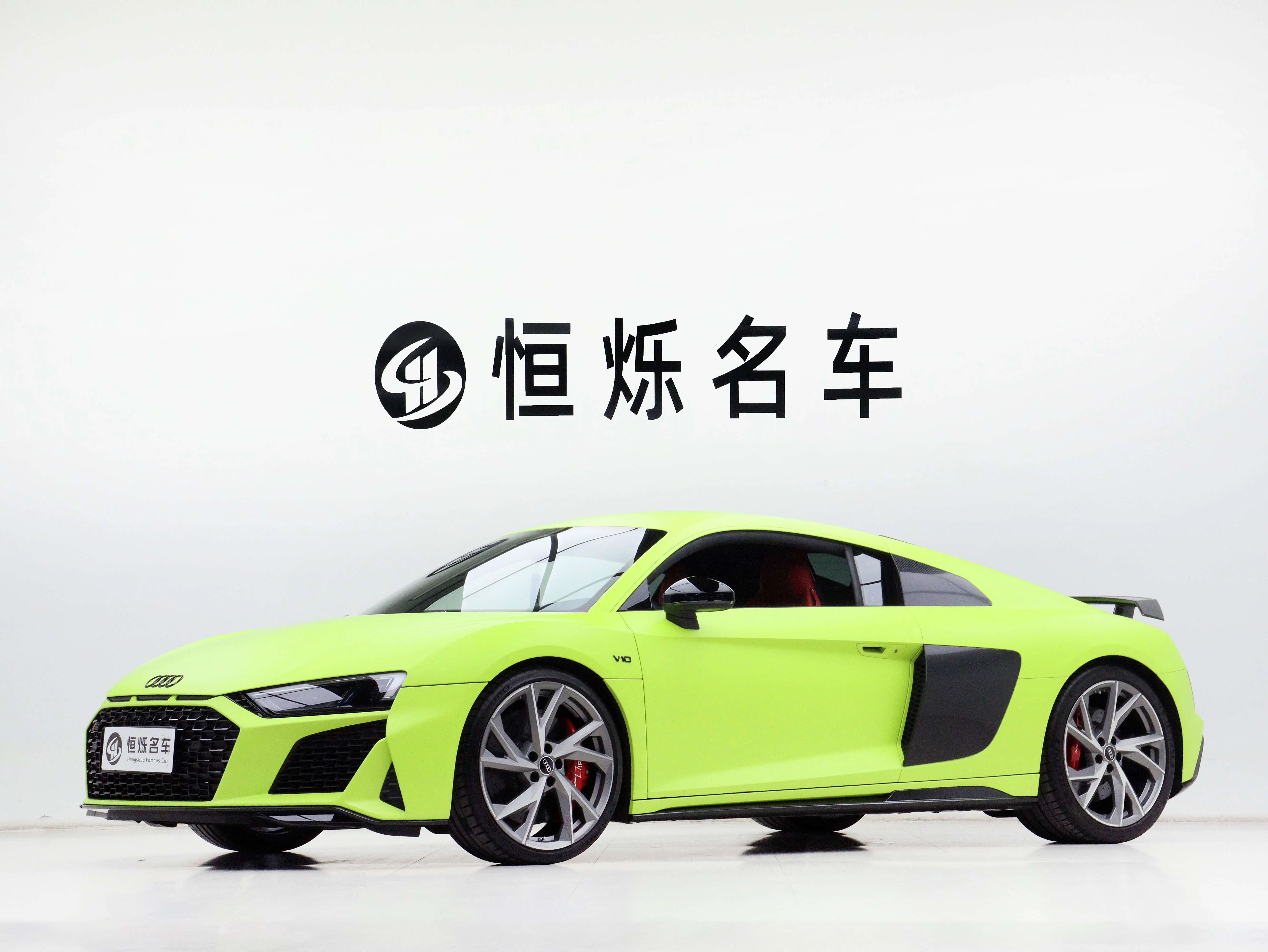 Audi R8  из Китая