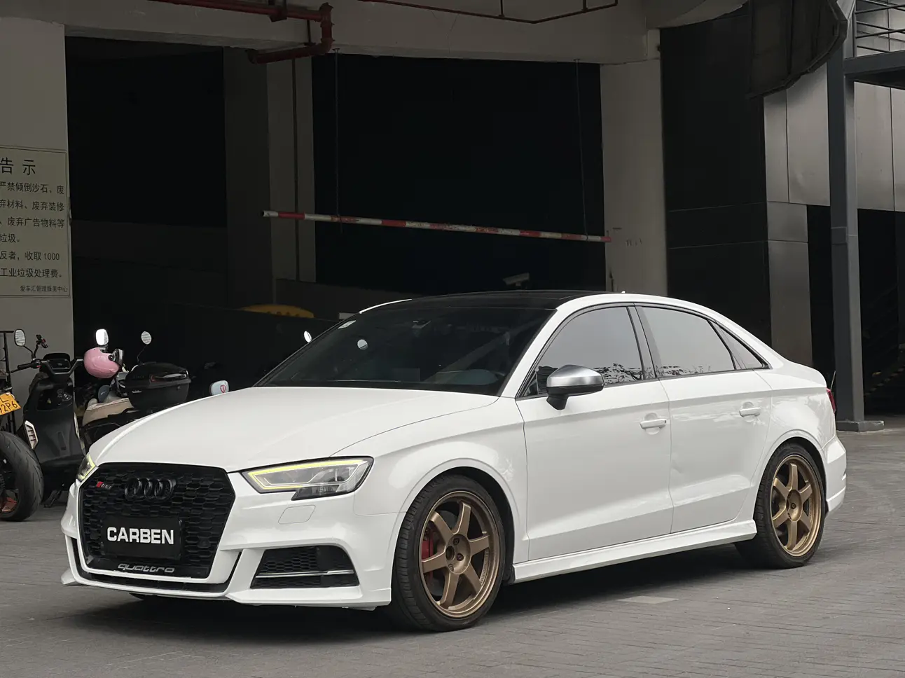 Audi S3  из Китая