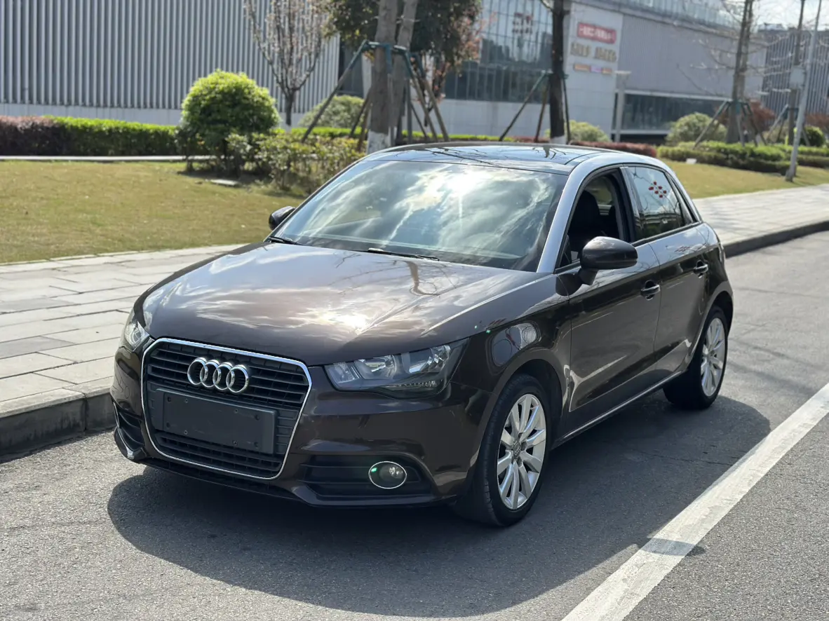 Audi A1  из Китая