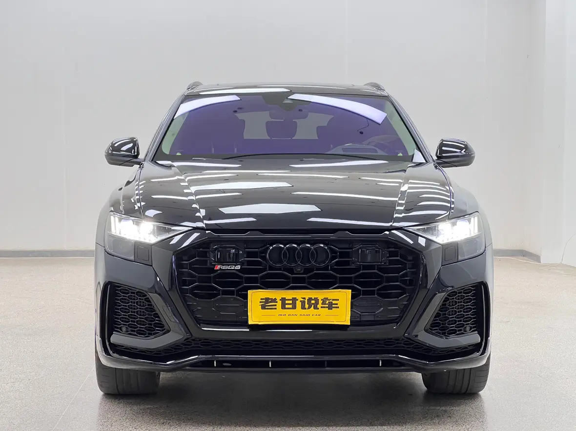 Audi Q8  из Китая