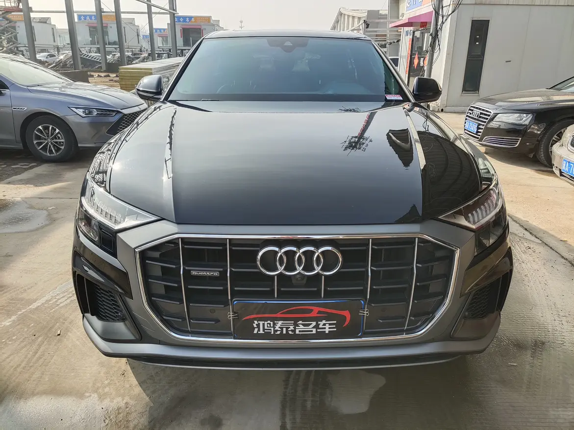 Audi Q8  из Китая