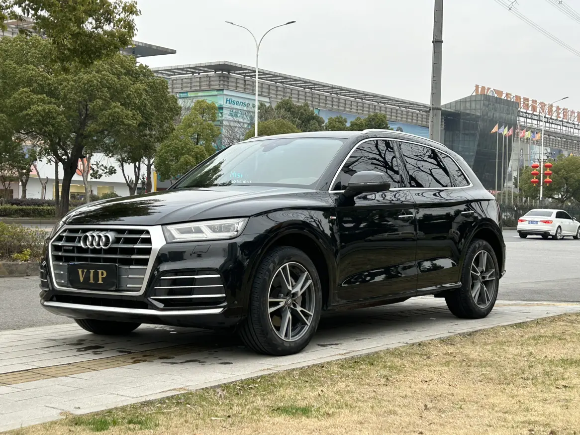 Audi Q5L  из Китая