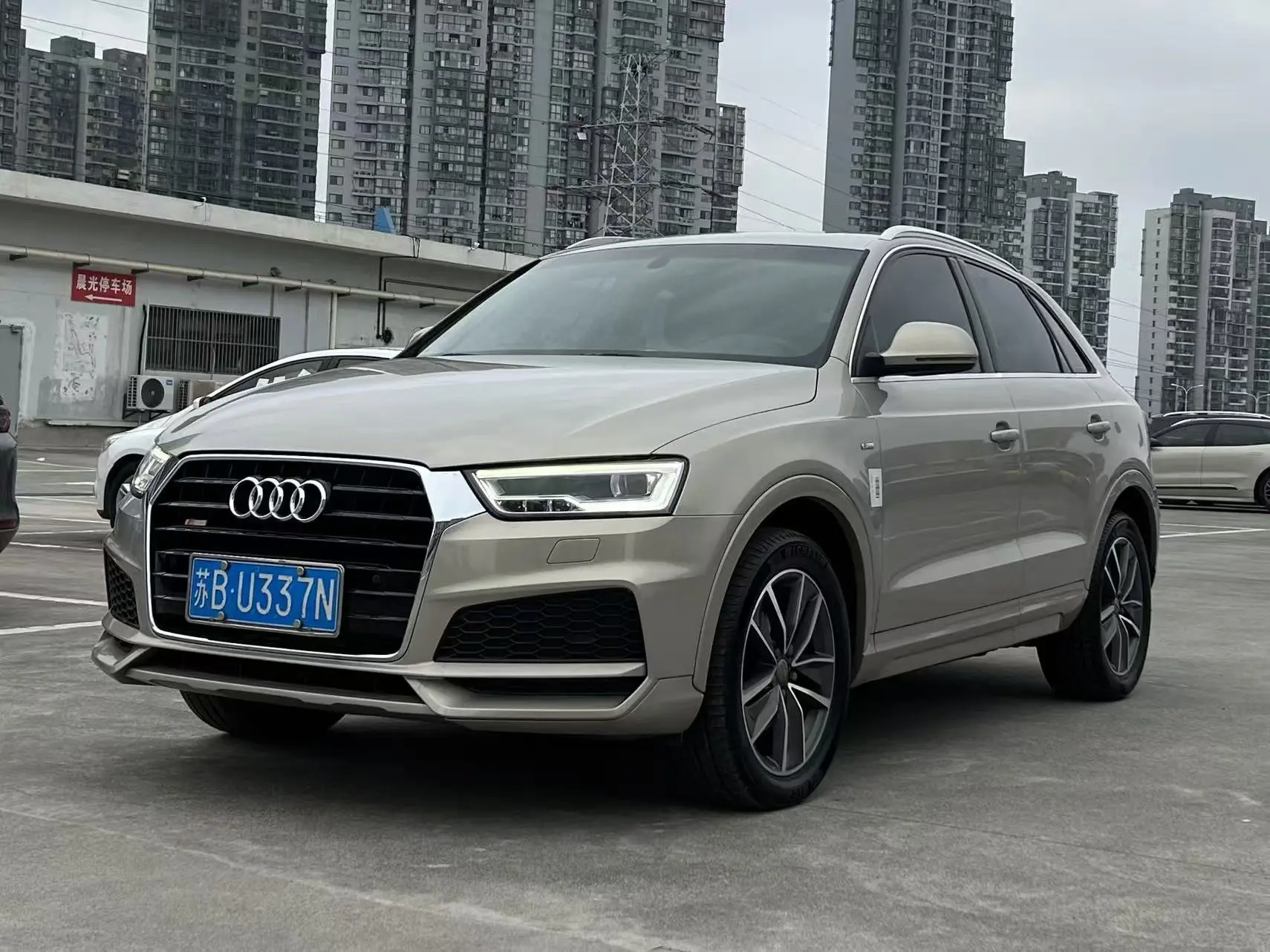 Audi Q3