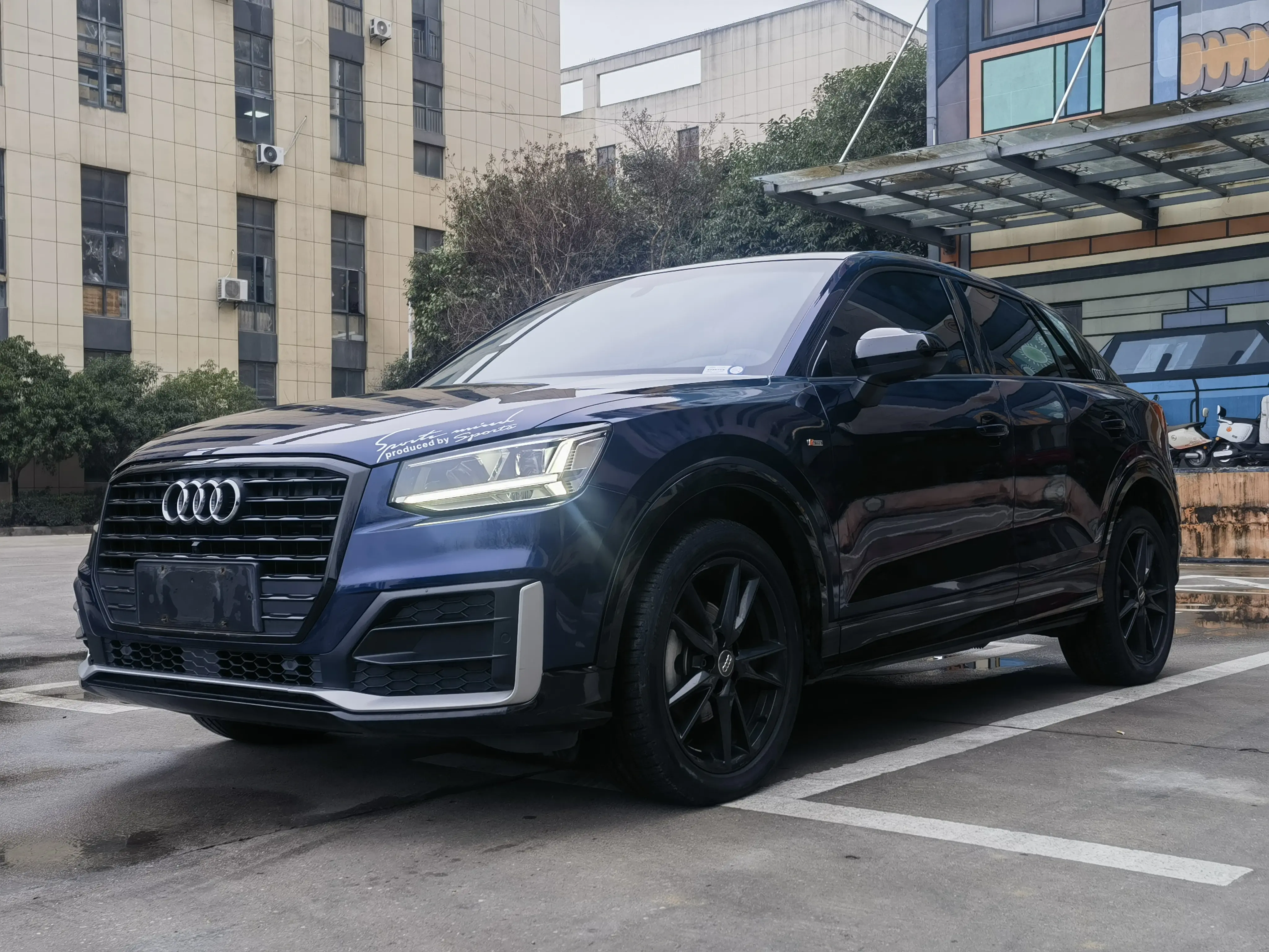 Audi Q2L