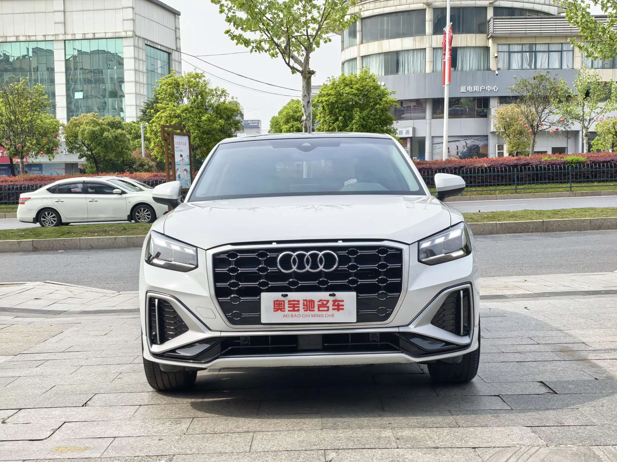 Audi Q2L  из Китая
