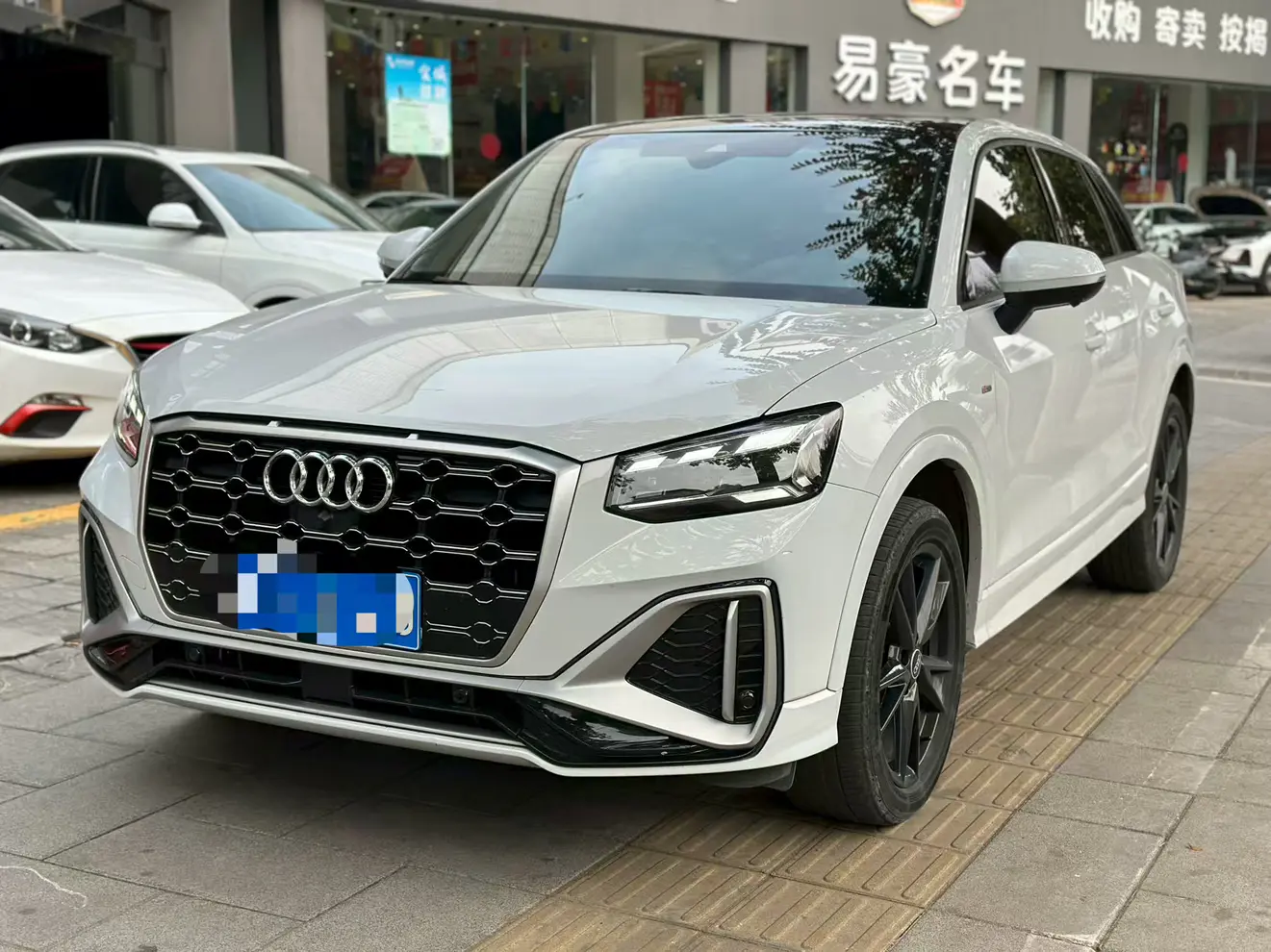 Audi Q2L  из Китая