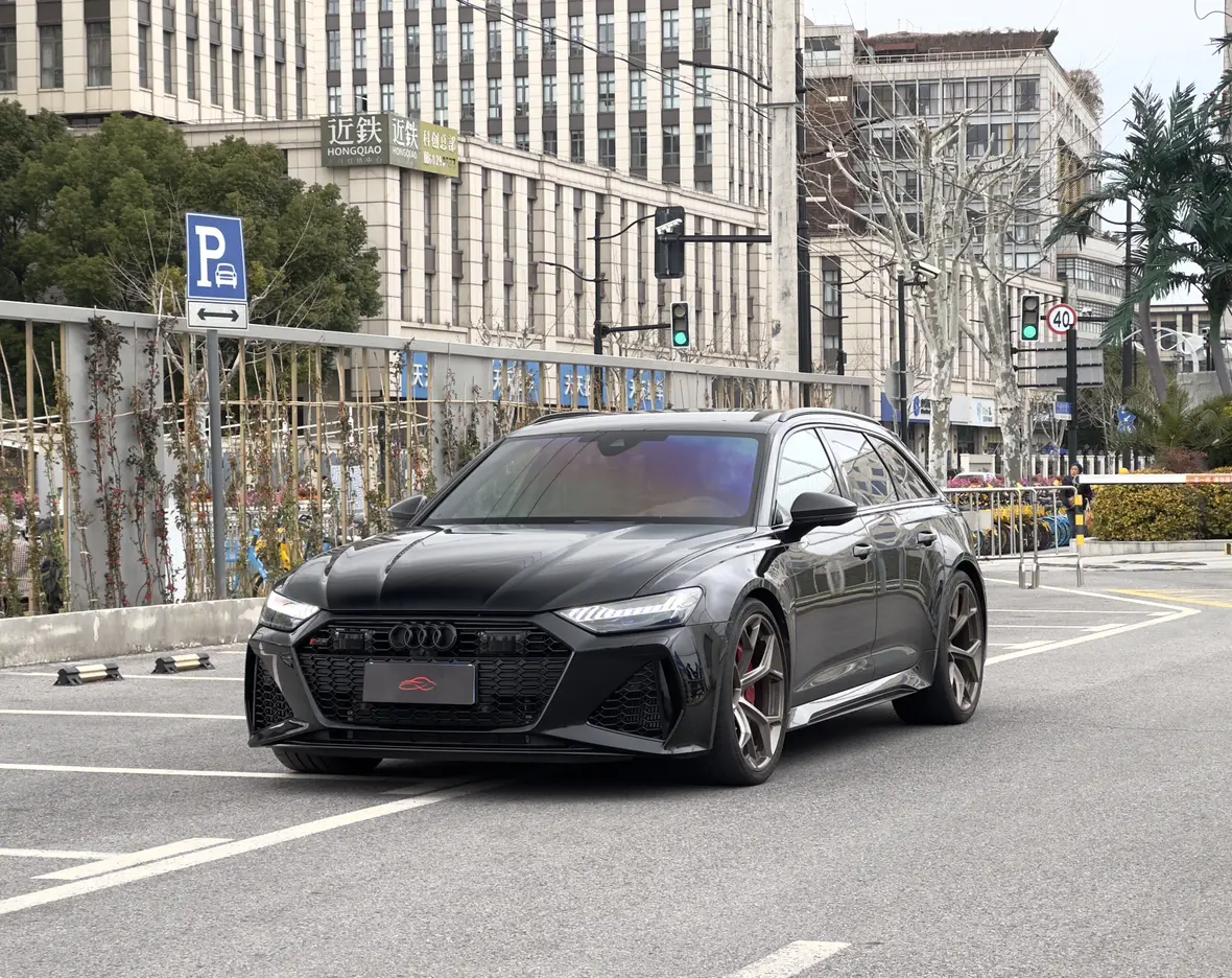 Audi RS 6  из Китая