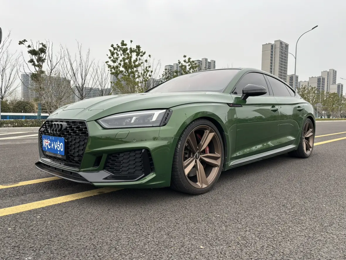 Audi RS 5  из Китая