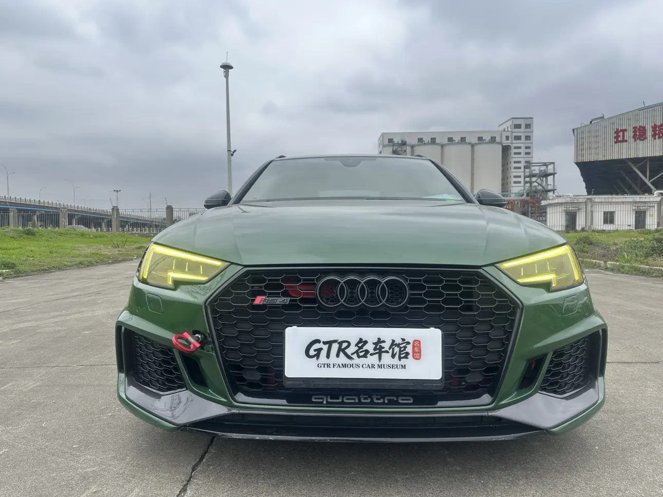 Audi RS 4  из Китая