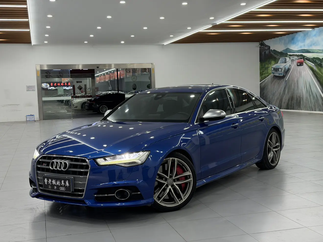 Audi S6  из Китая