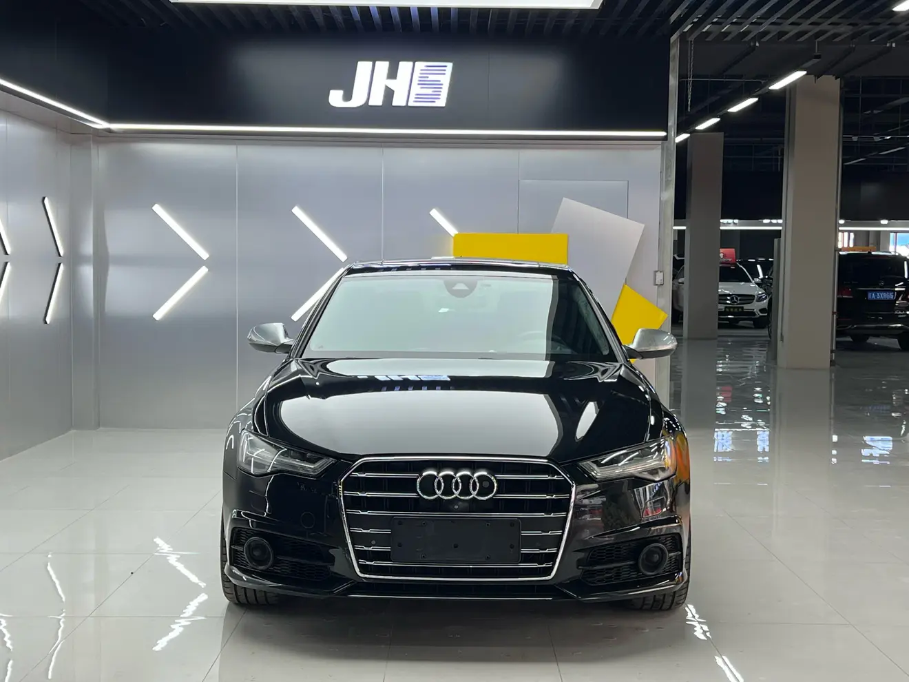 Audi S6  из Китая
