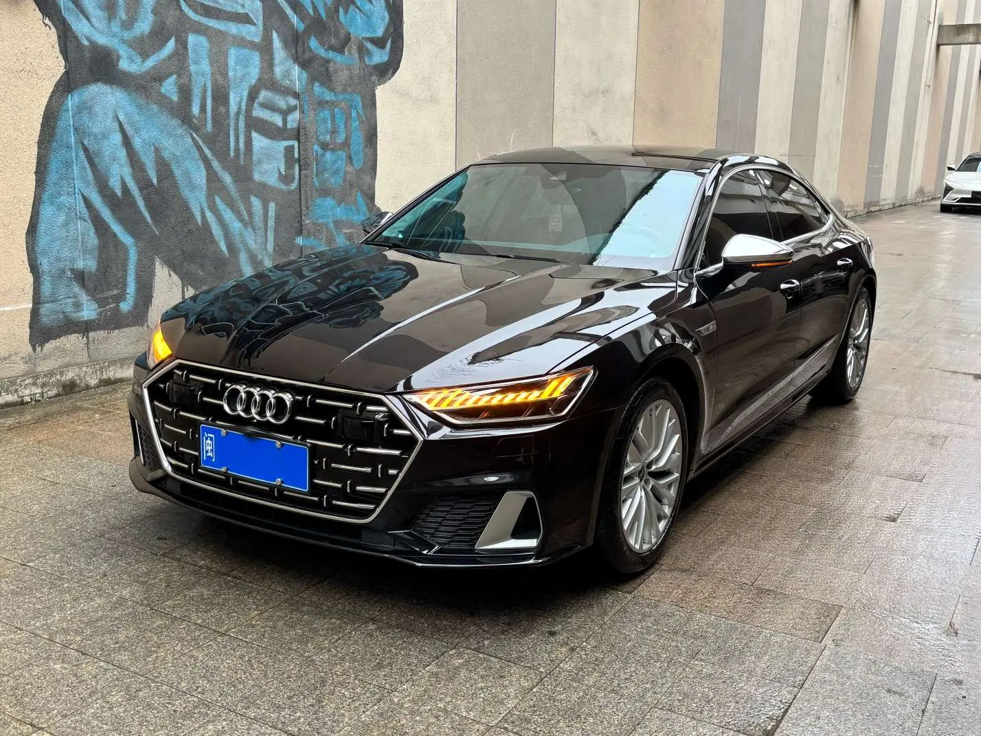 Audi A7L