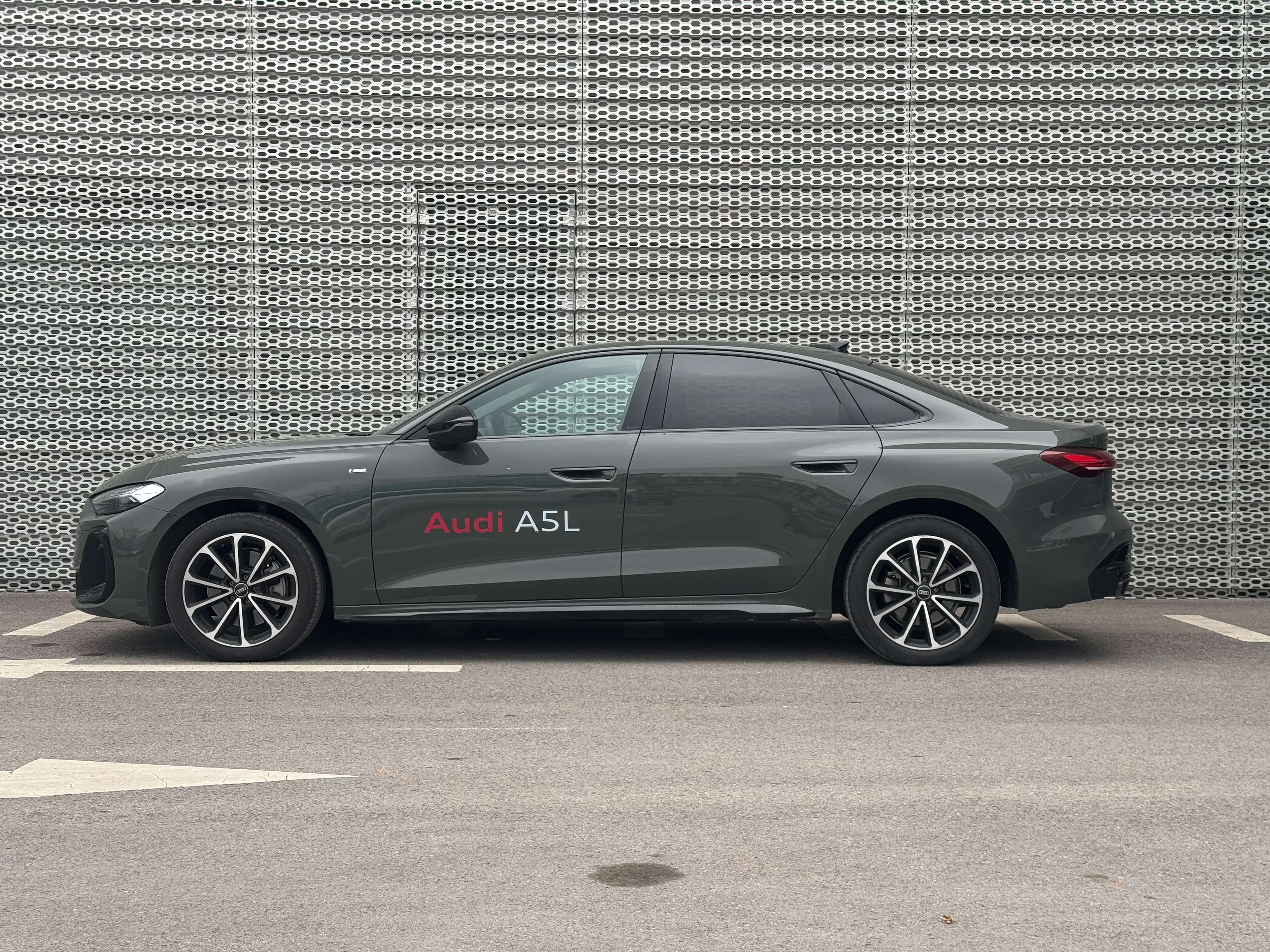 Audi A5L  из Китая